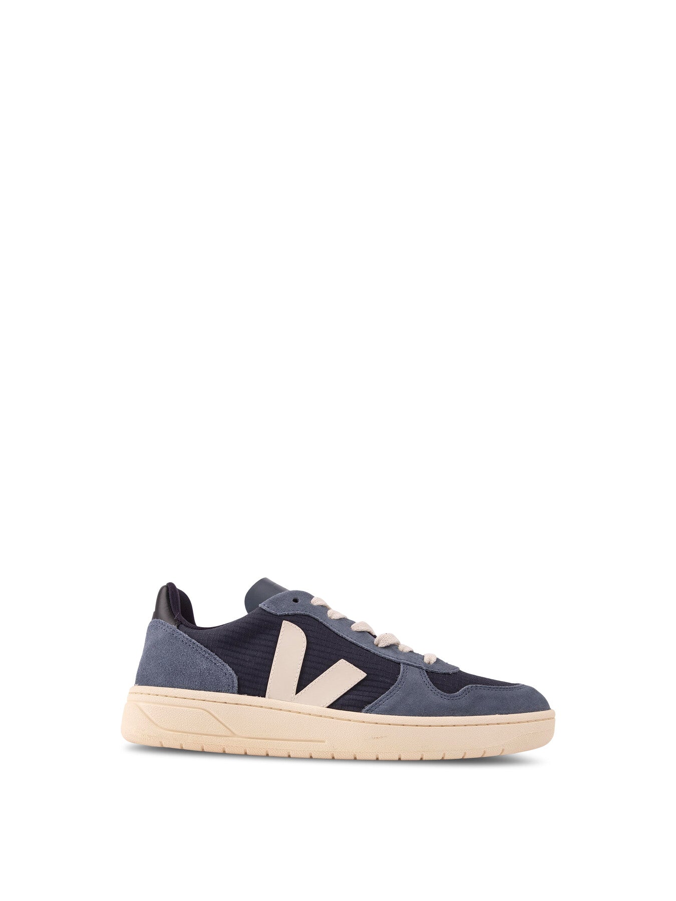 VEJA V-10 Ripstop Trainers