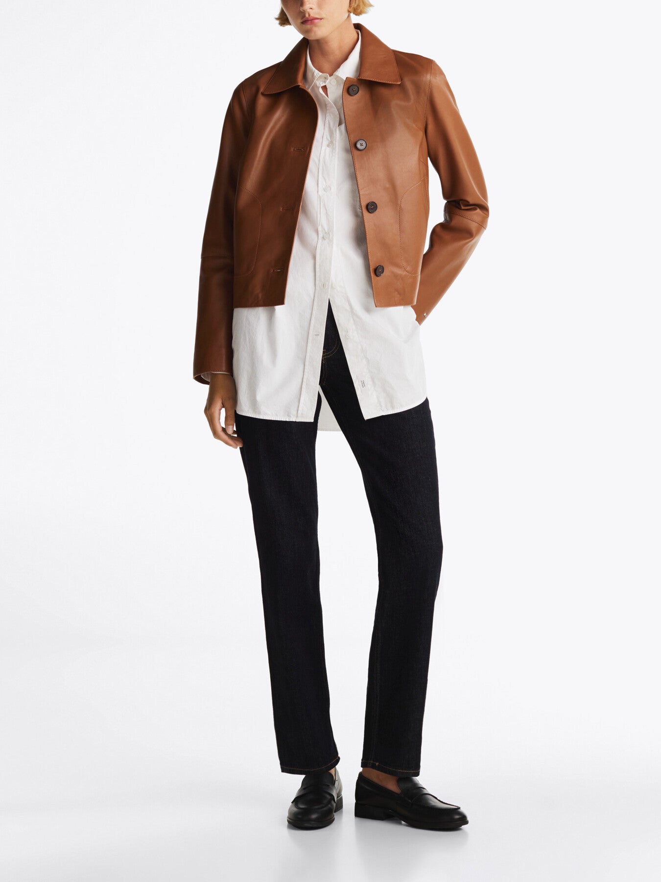 Mid Rise Classic Straight Jeans