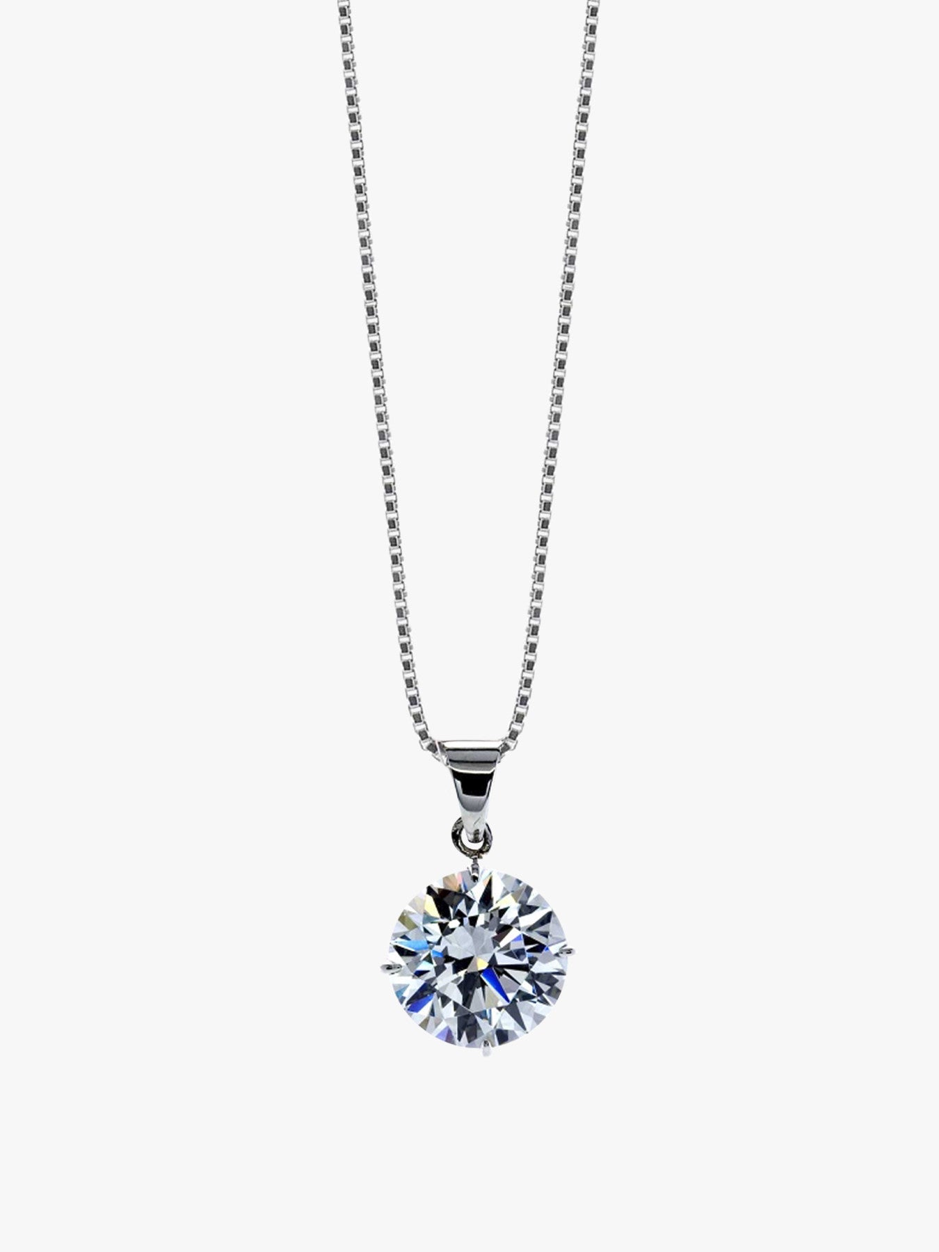 Hazel Four Prong Round Pendant Necklace