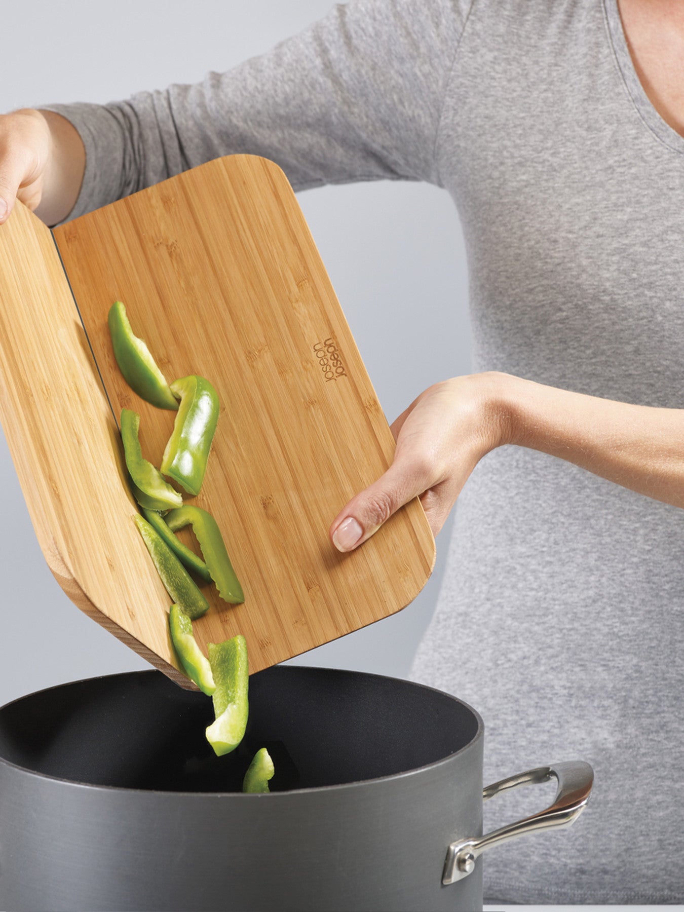 Chop2Pot Large Bamboo Chopping Board