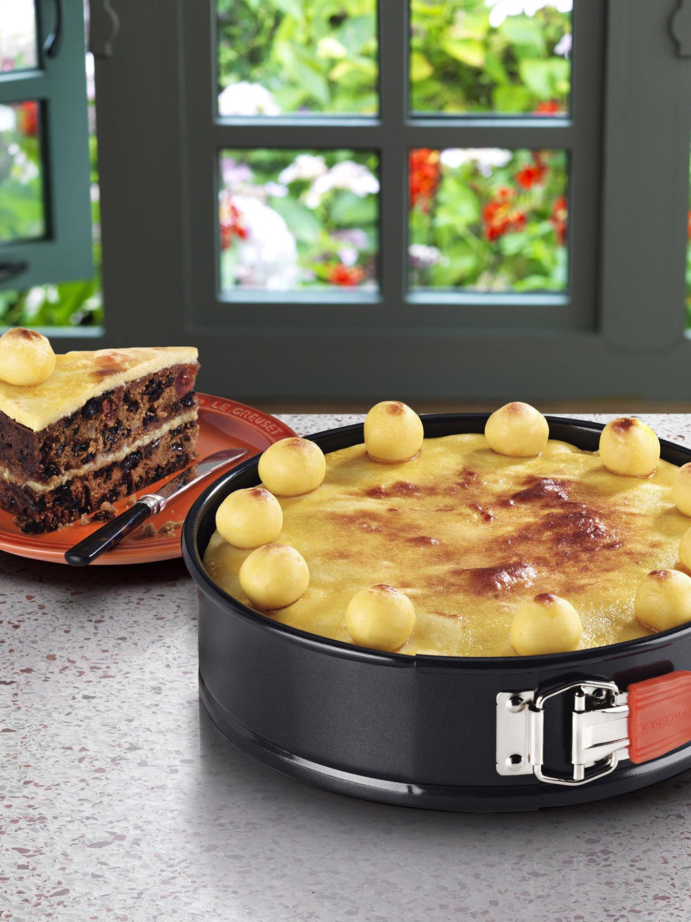 Springform Round Cake Tin 24cm