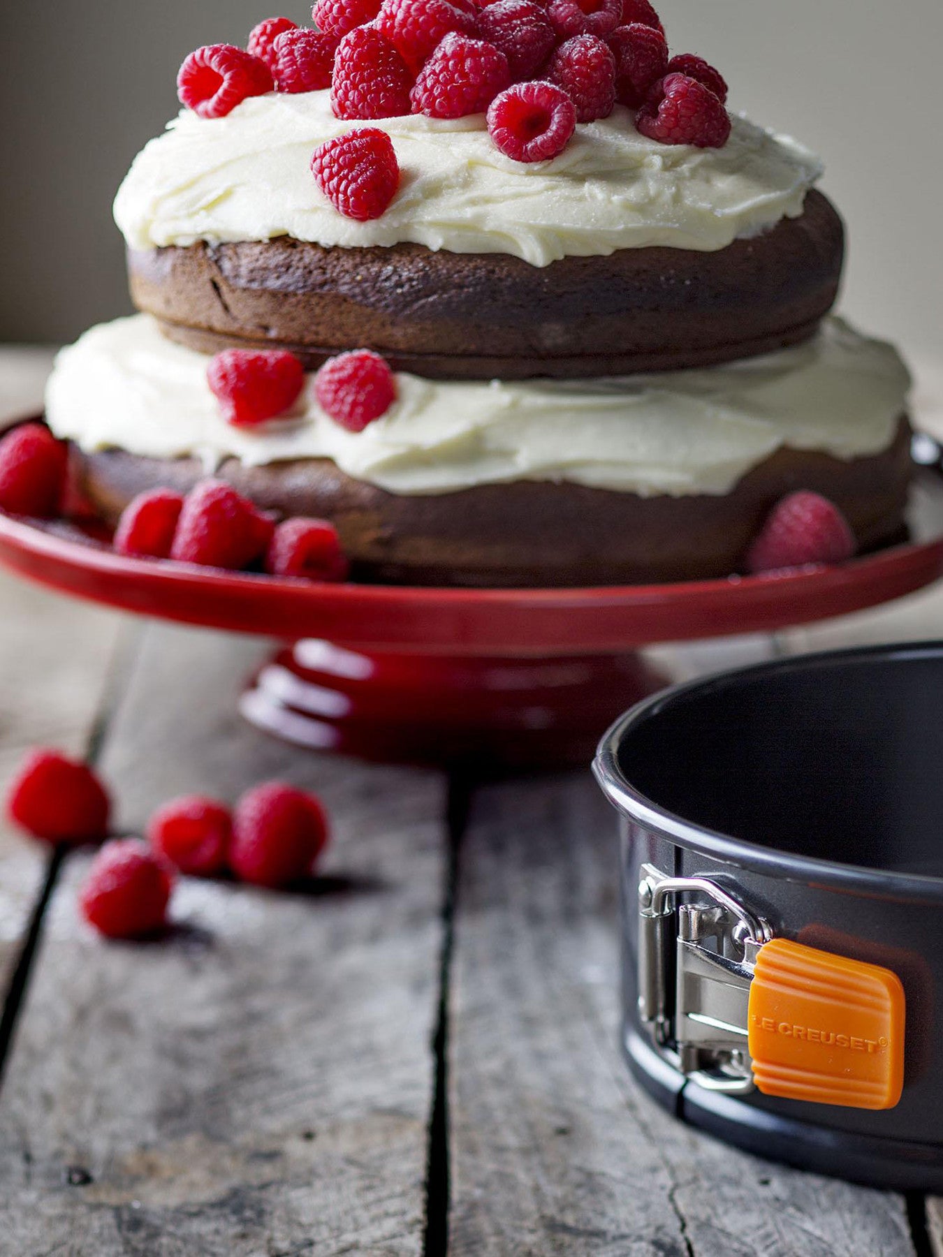 Springform Round Cake Tin 24cm