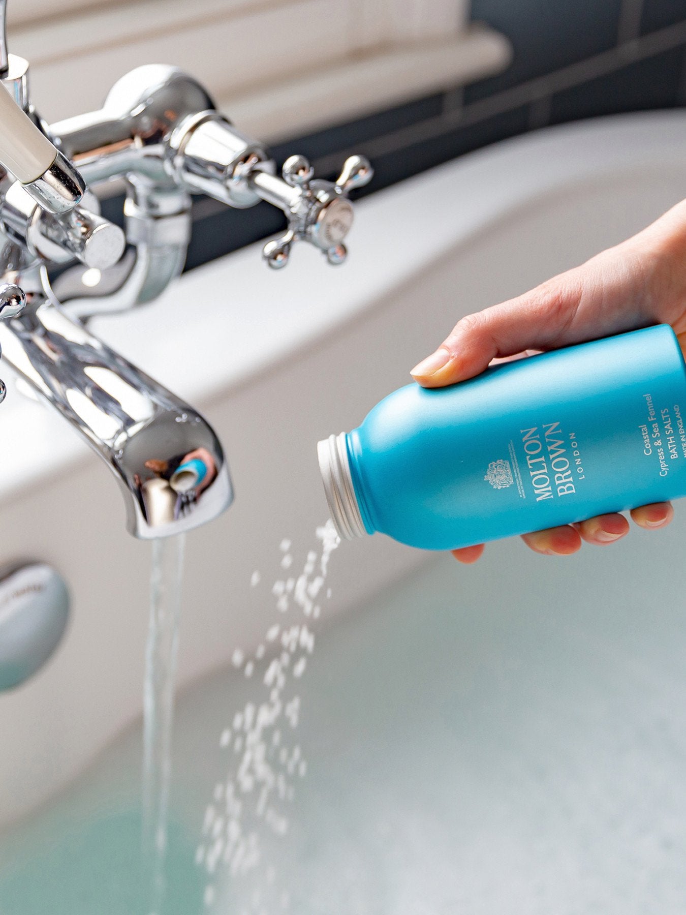 Coastal Cypress Sea Fennel Bath Salts 300g