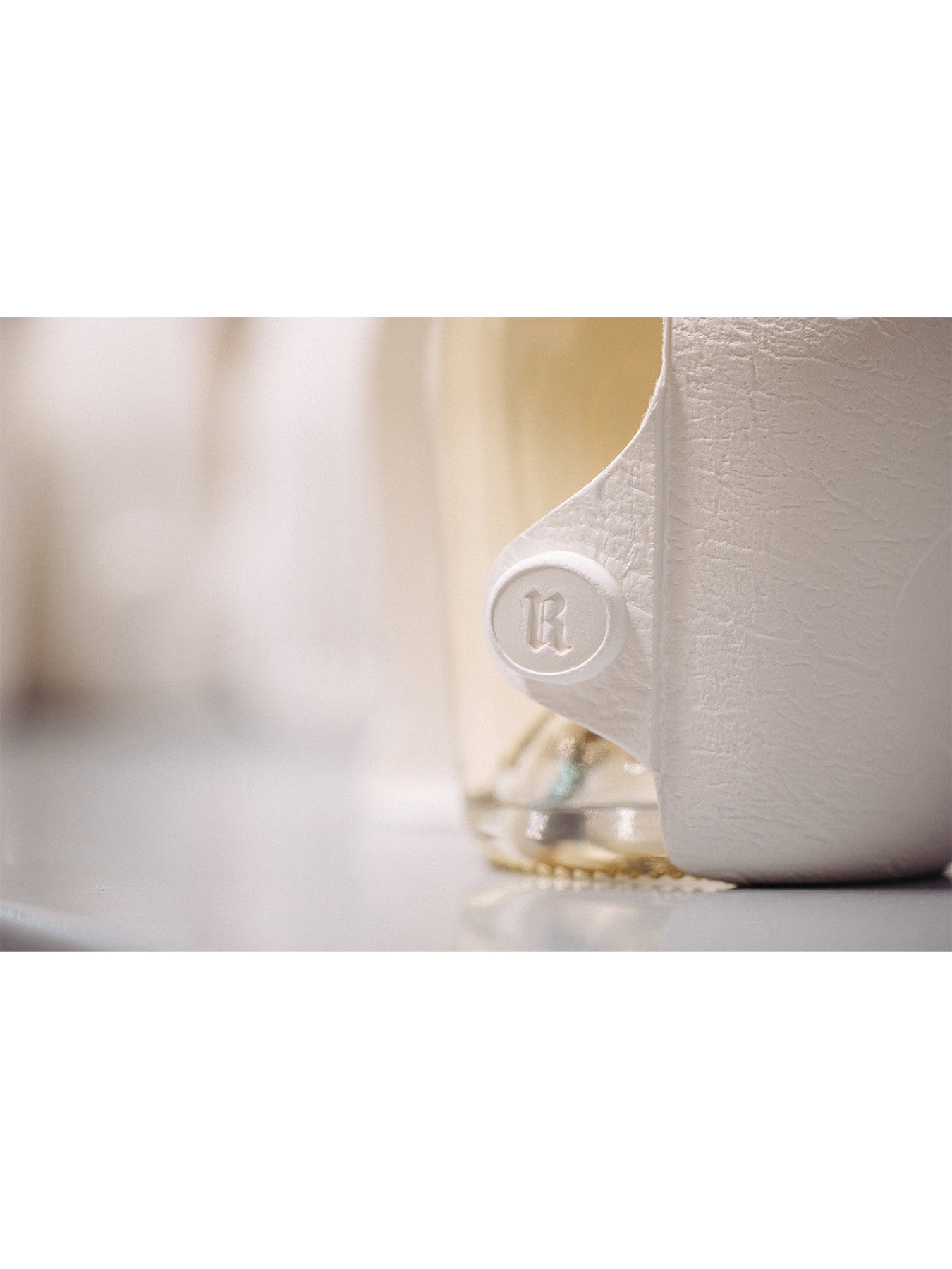 Blanc De Blancs Champagne 75cl