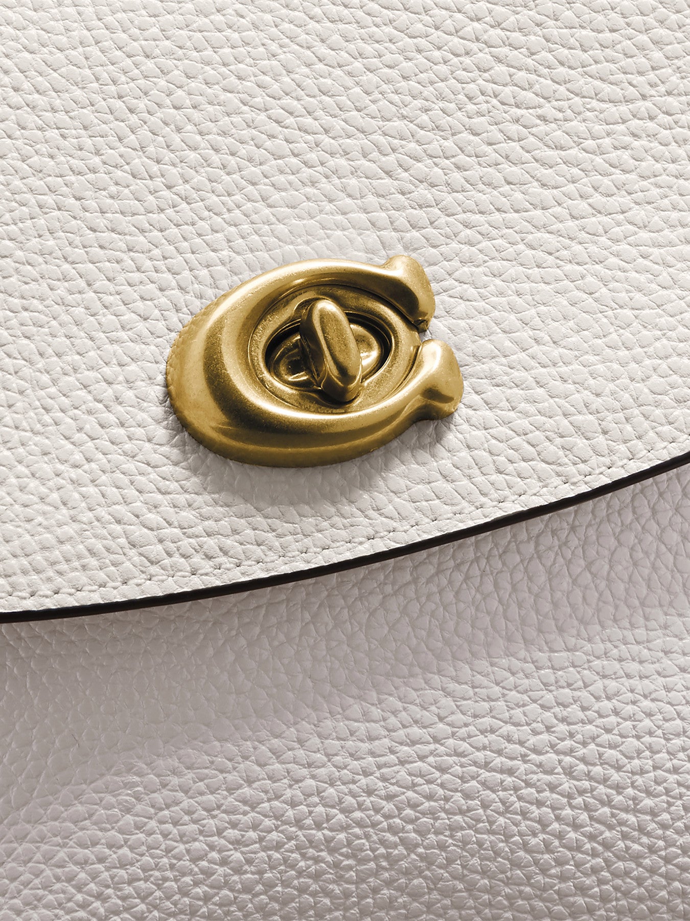 Cassie 19 Leather Crossbody Bag Chalk