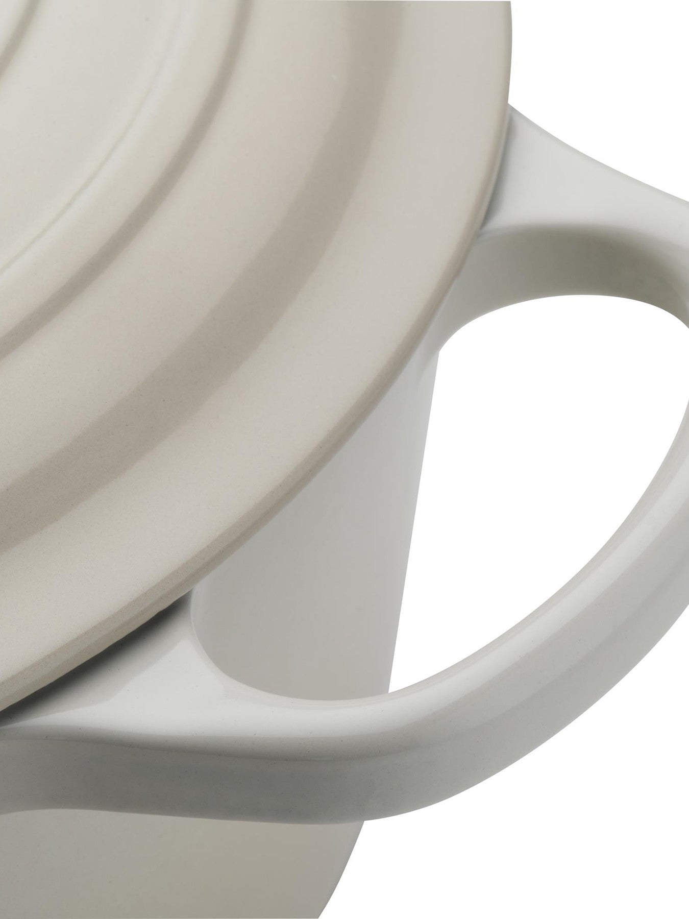 Cast Iron Round Casserole 28cm