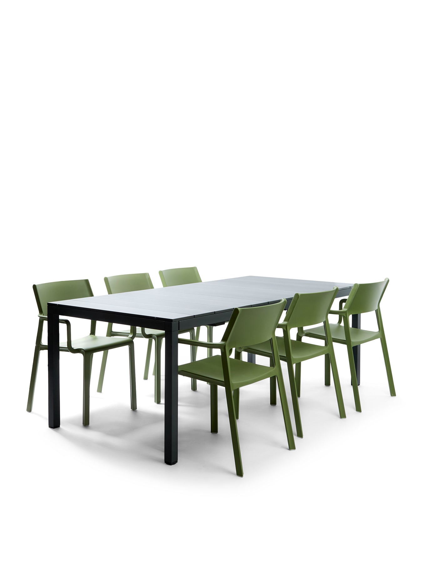 Rio Extendable Table with 6 Trill Armchairs