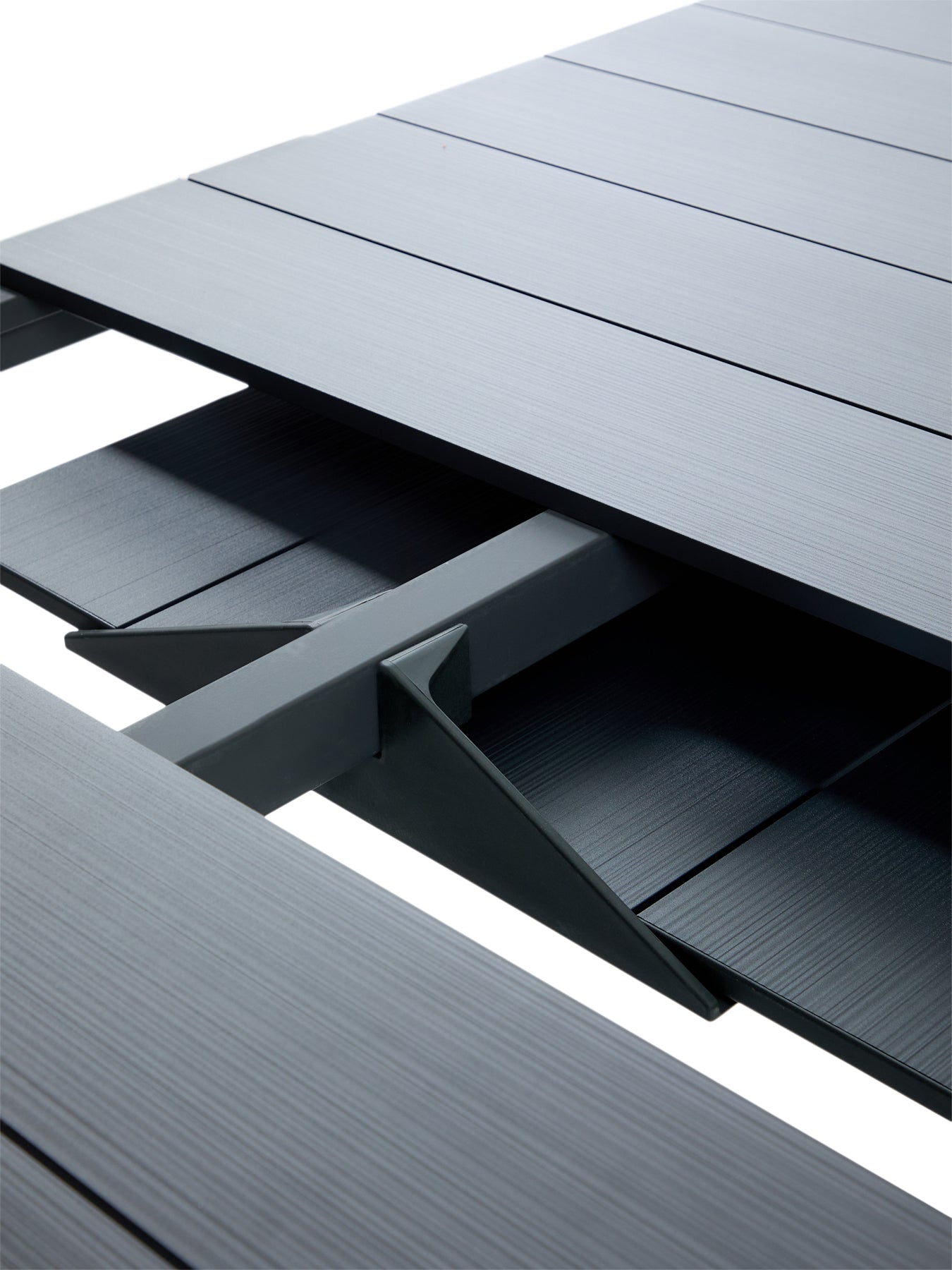 Rio Extendable Table with 6 Trill Armchairs