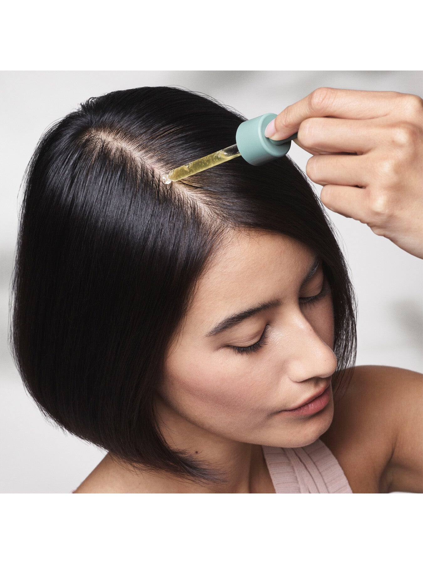 Scalp Solutions Overnight Scalp Renewal Serum with hyaluronic acid