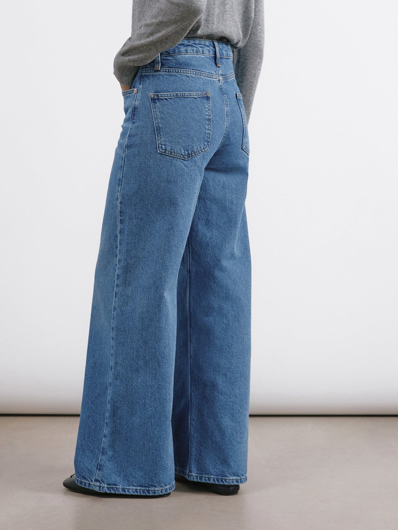 Full Length Wide Length Jeans