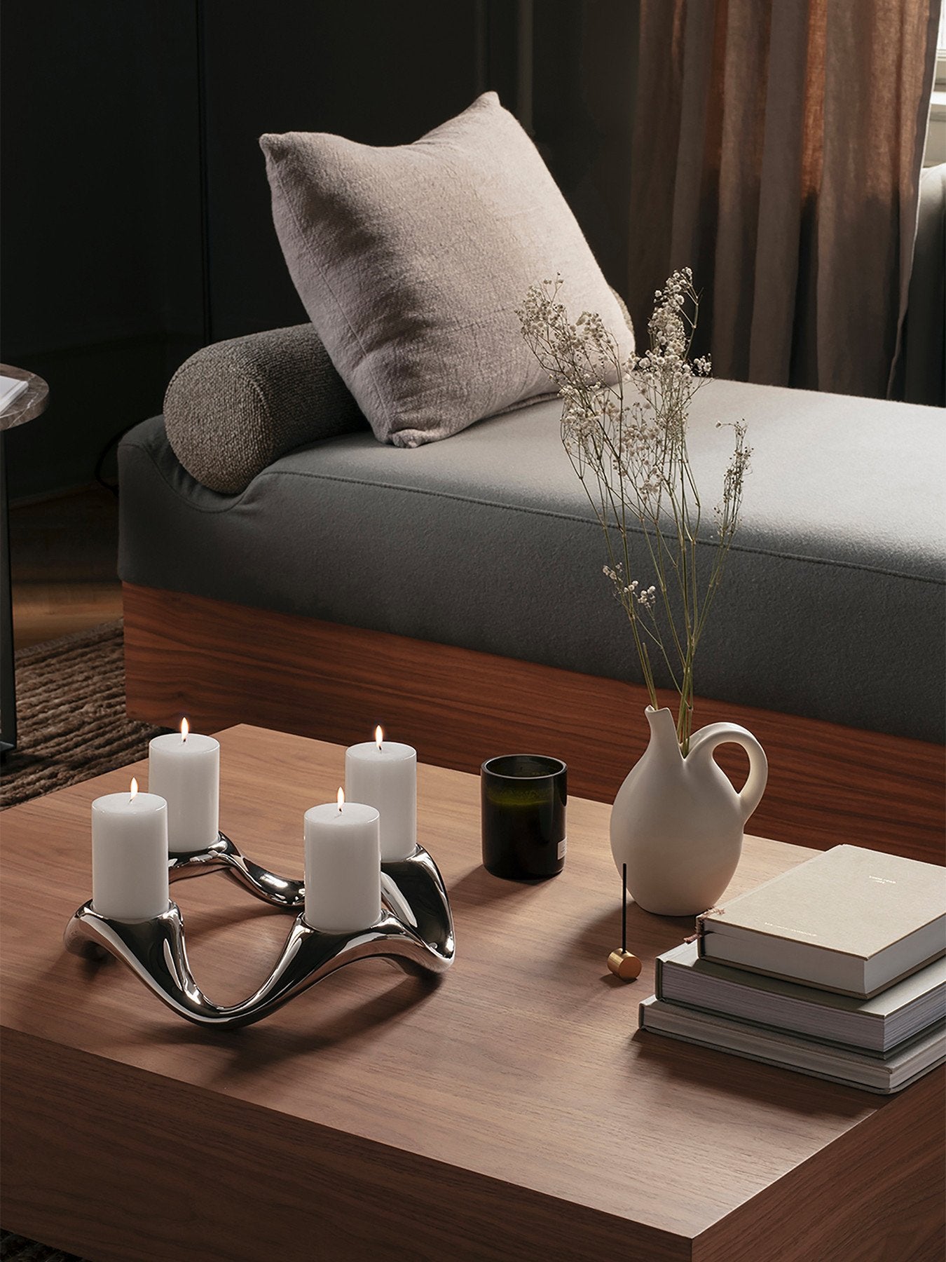 Cobra 4 Pillar Candle Holder