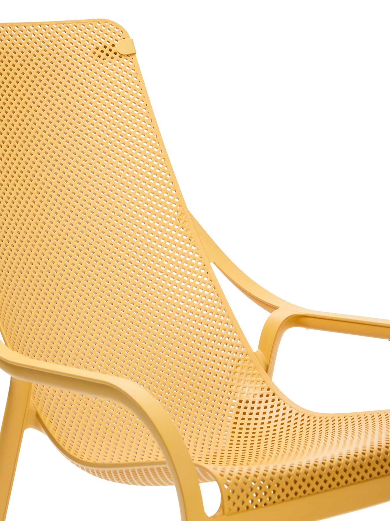 Net Lounge Set with 2 Chairs & Spritz Table