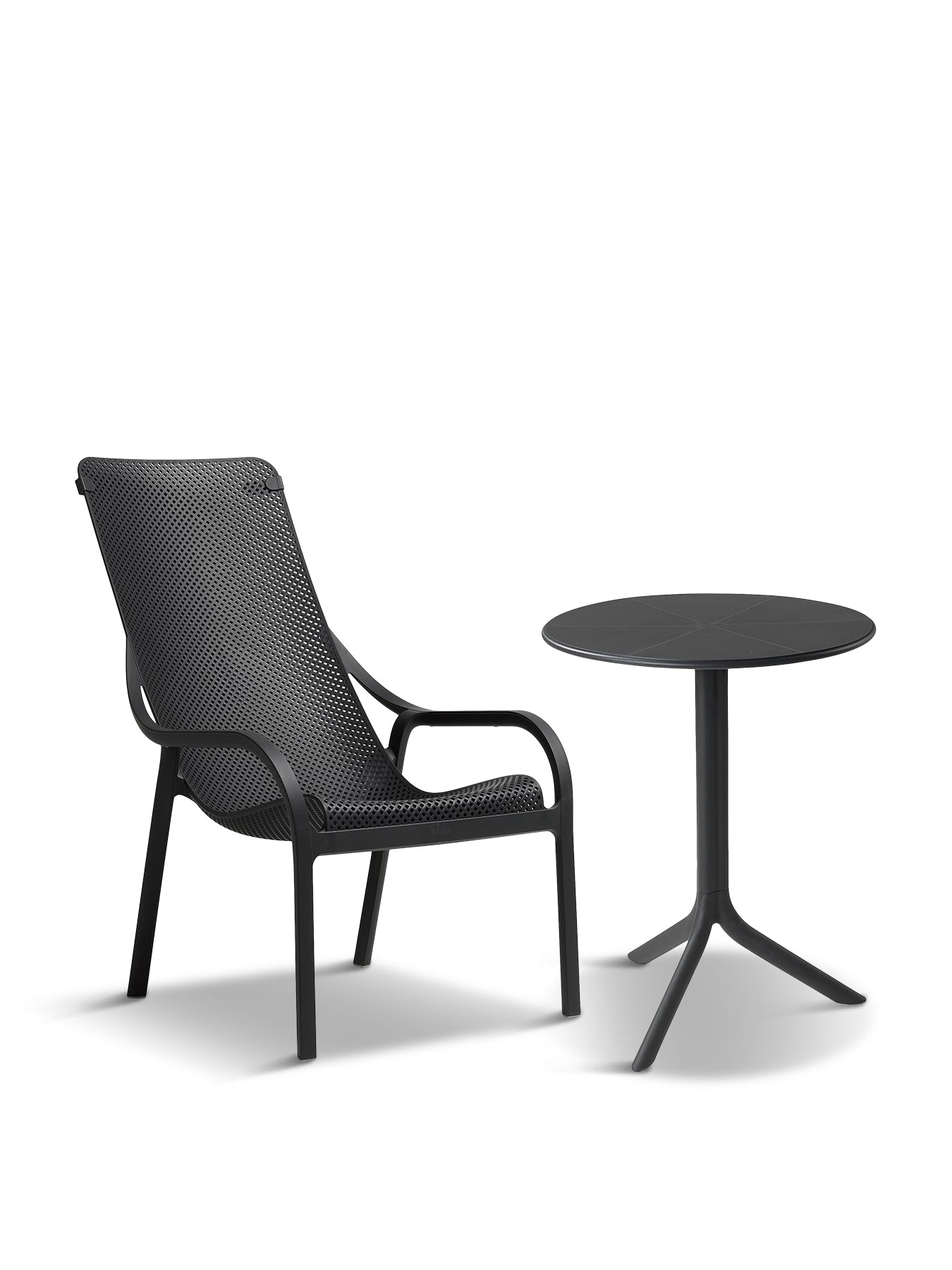 Net Lounge Set with 2 Chairs & Spritz Table