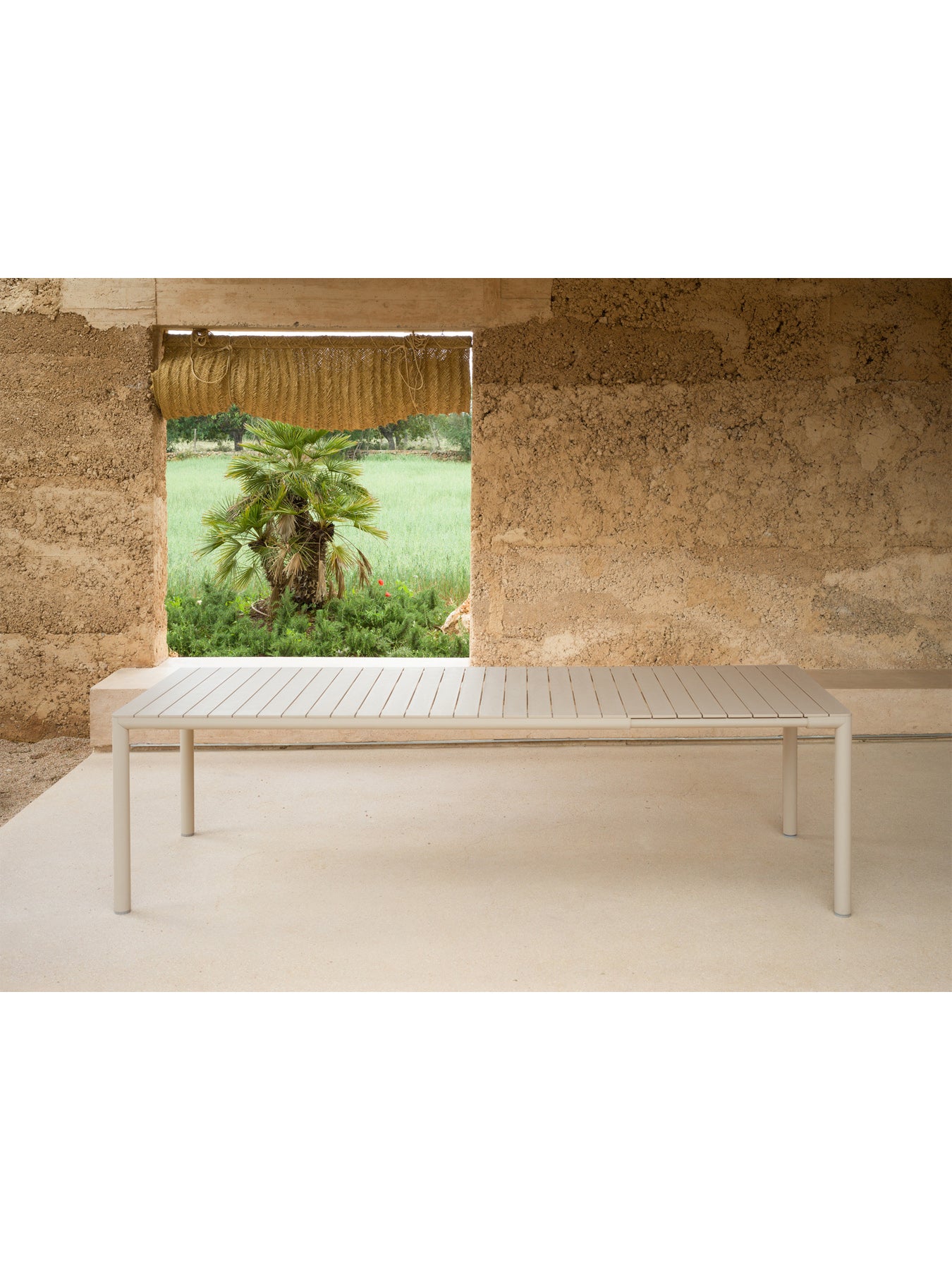 Tevere Extendable Table with 6 Tiberina Bistro Chairs