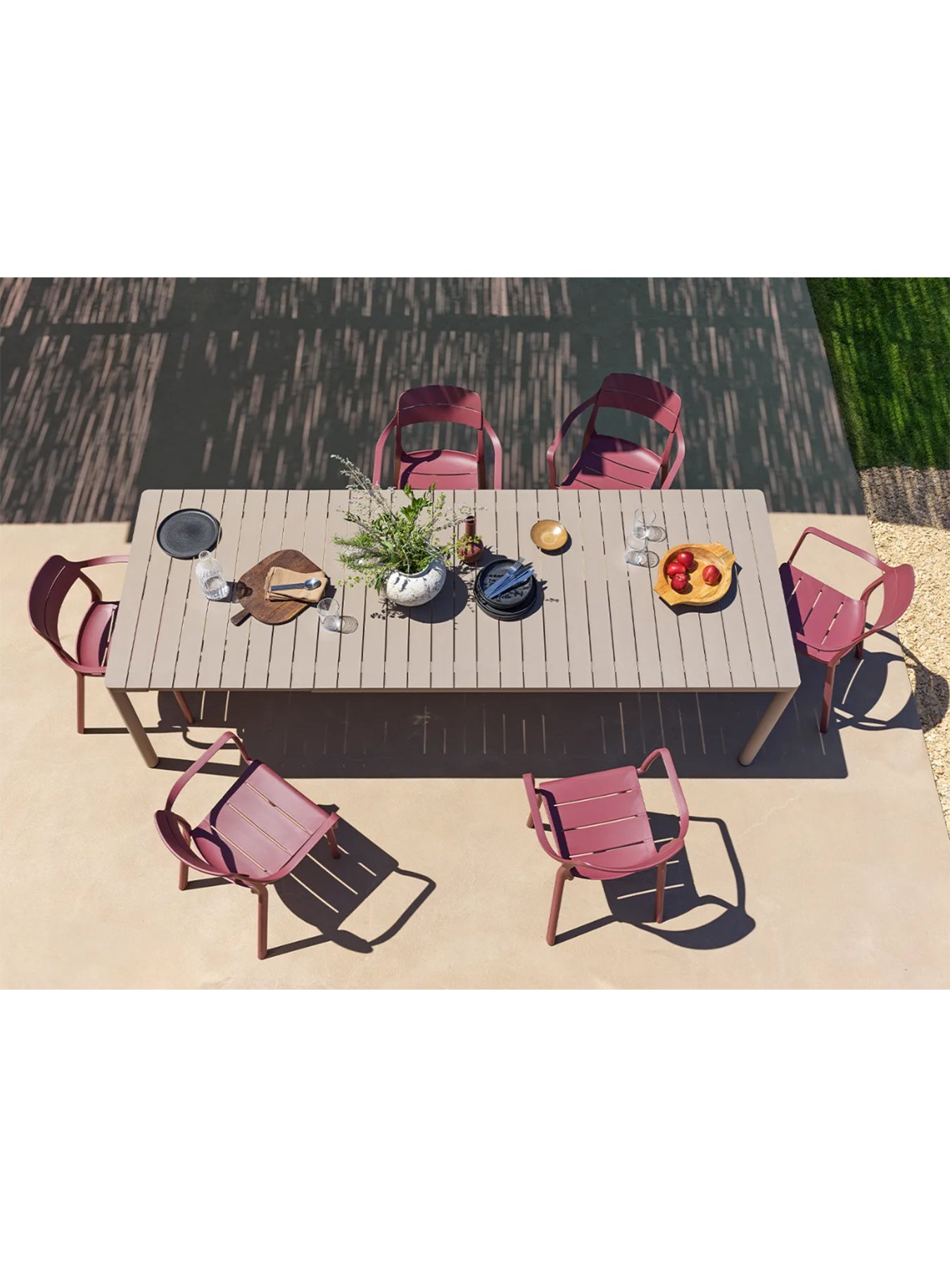 Tevere 147 Tortora Extending Table & 6 Cassia Borgogna Armchairs