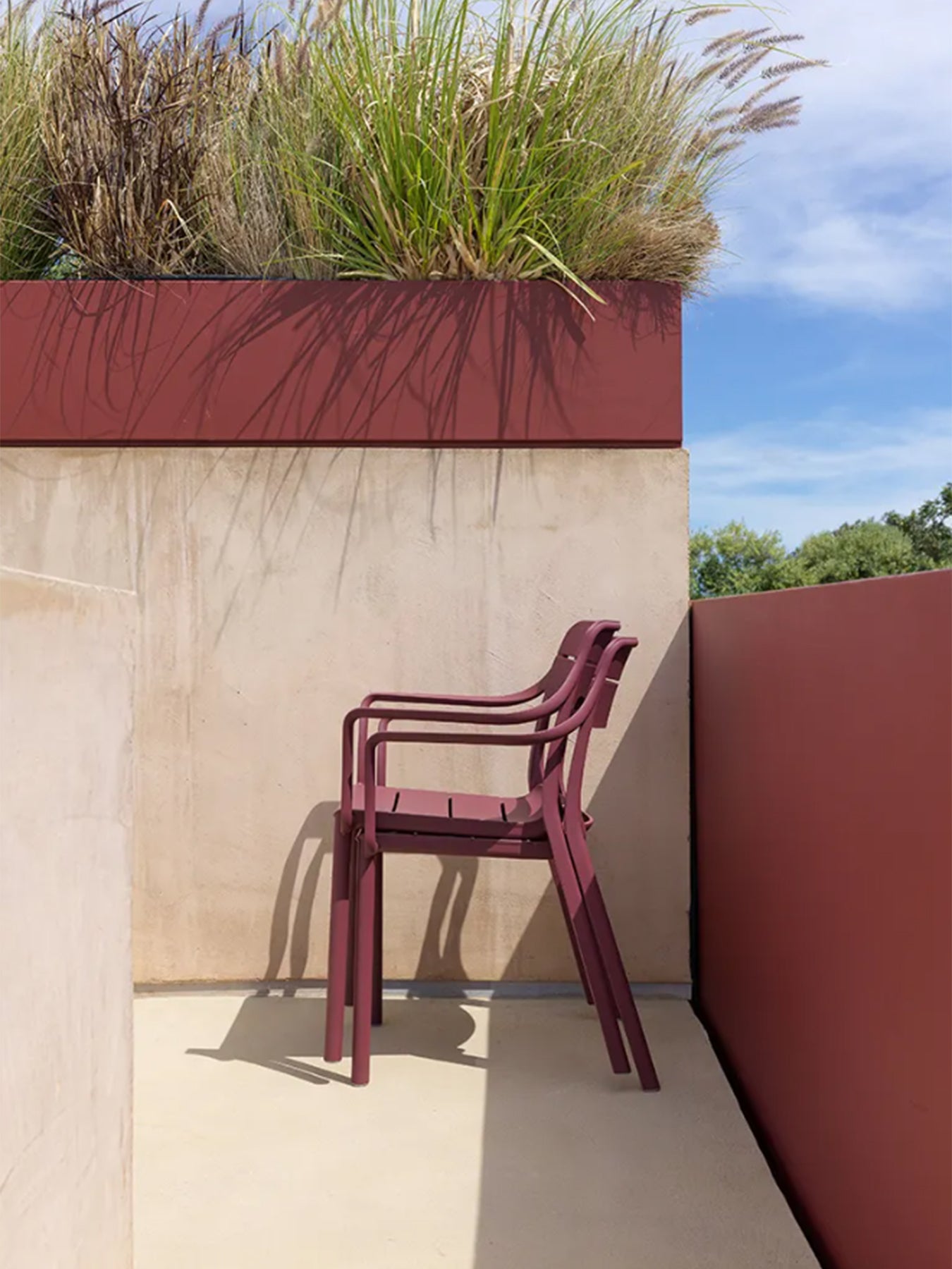 Tevere 147 Tortora Extending Table & 6 Cassia Borgogna Armchairs