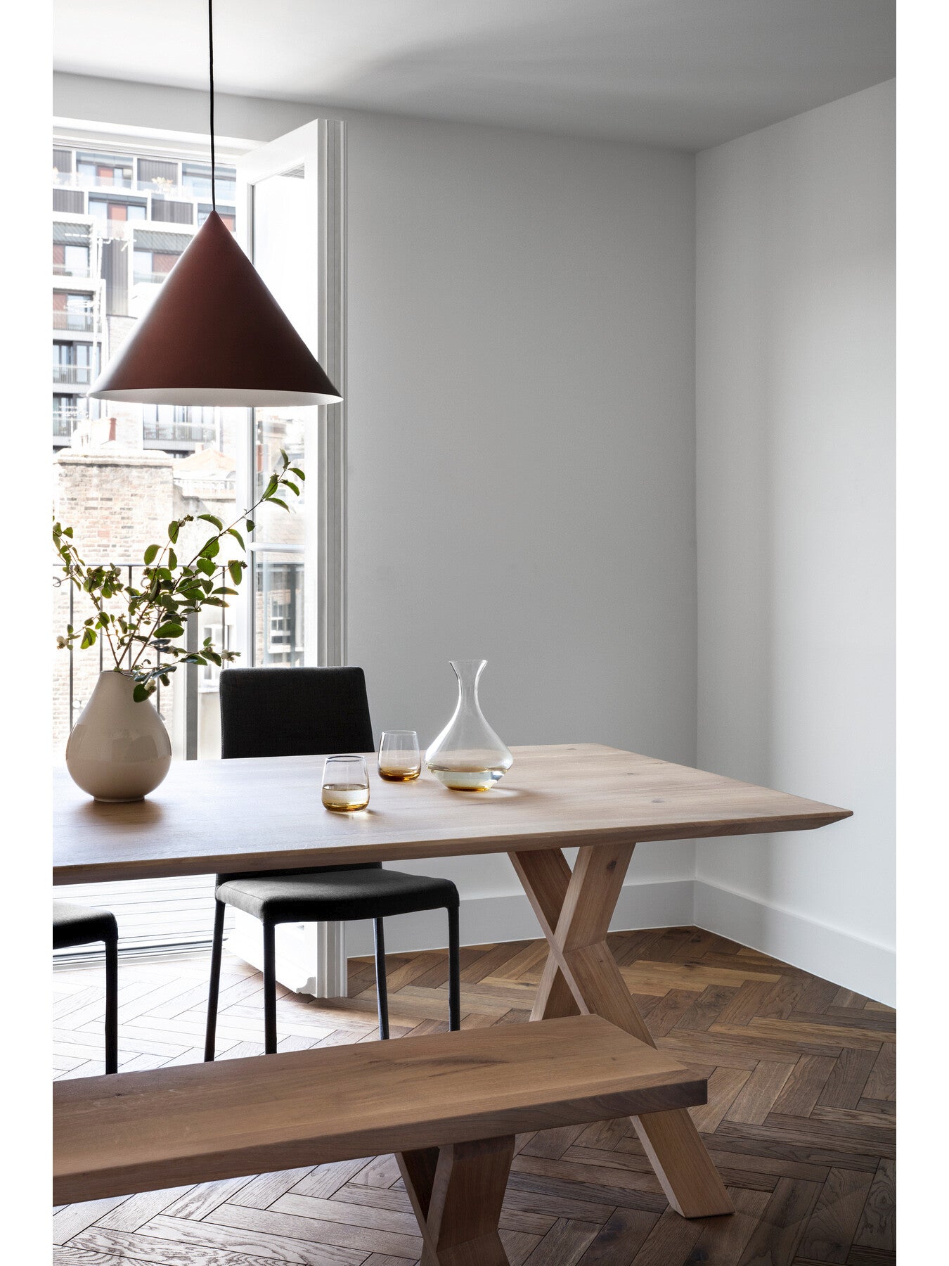 Oslo Table White Oak Straight Edge