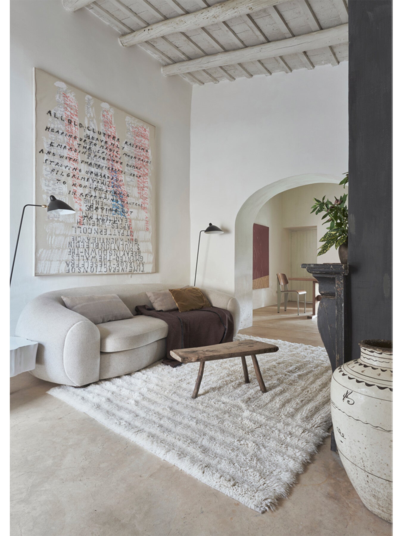 Tundra sheep rug 250x340cm