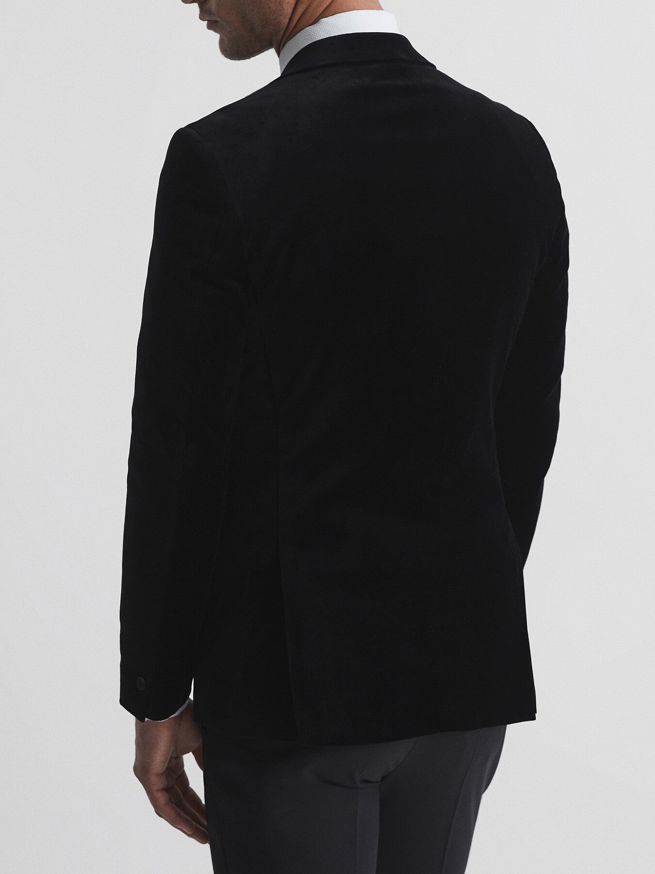 Ace Modern Fit Single Breasted Velvet Blazer