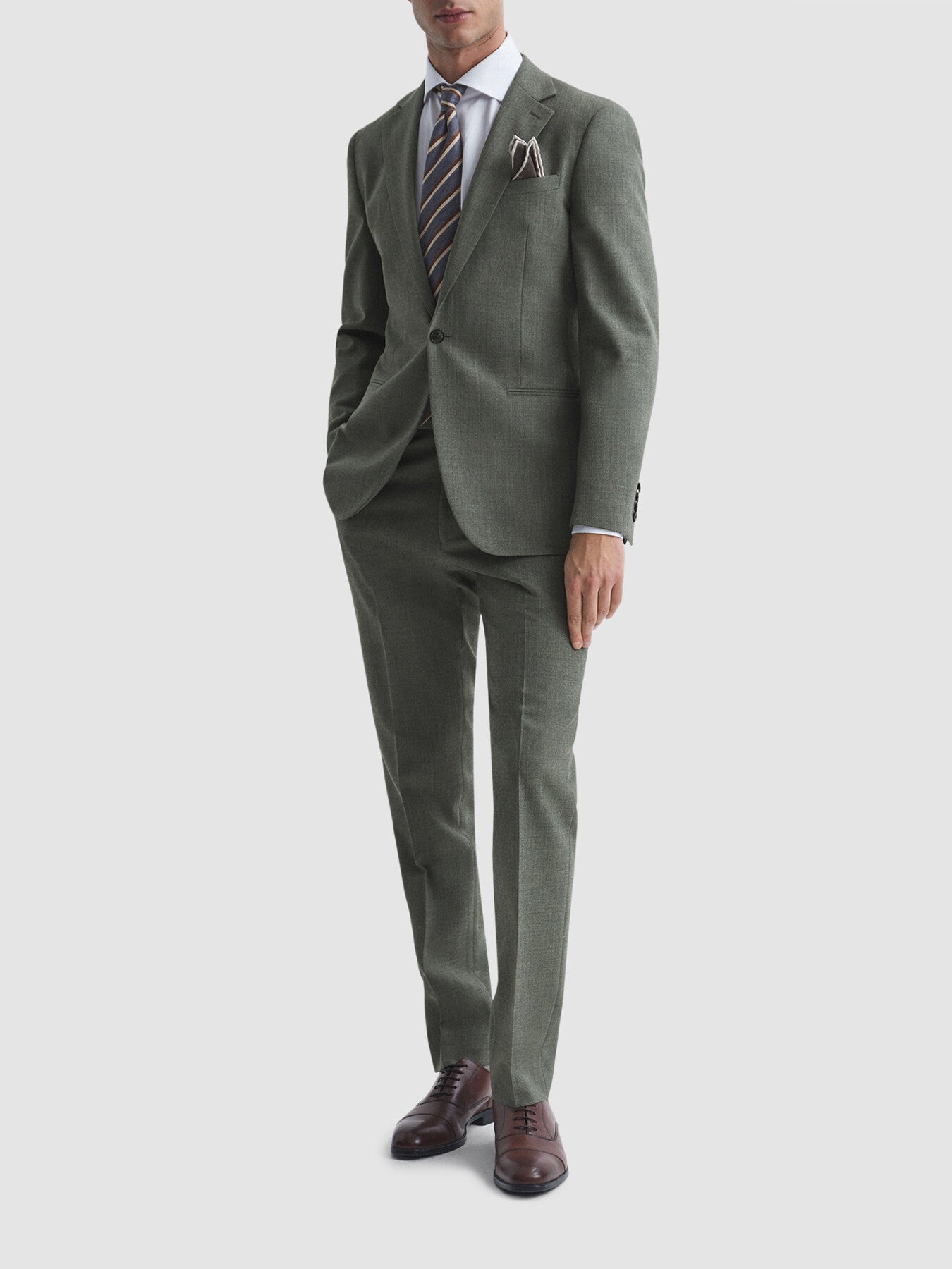 Firm  Single Breasted Slim Fit Wool Blazer