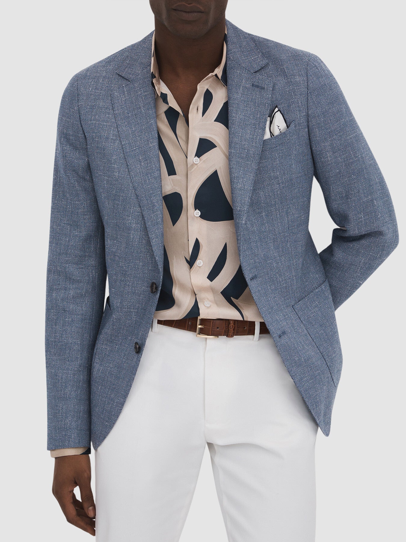 Ravenswood Slim Fit Single Breasted Wool Blend Blazer