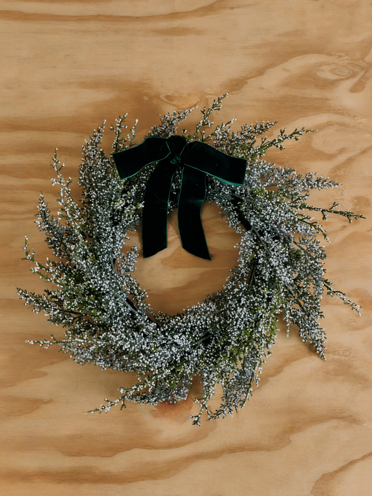 Barrowden Wreath White 60cm