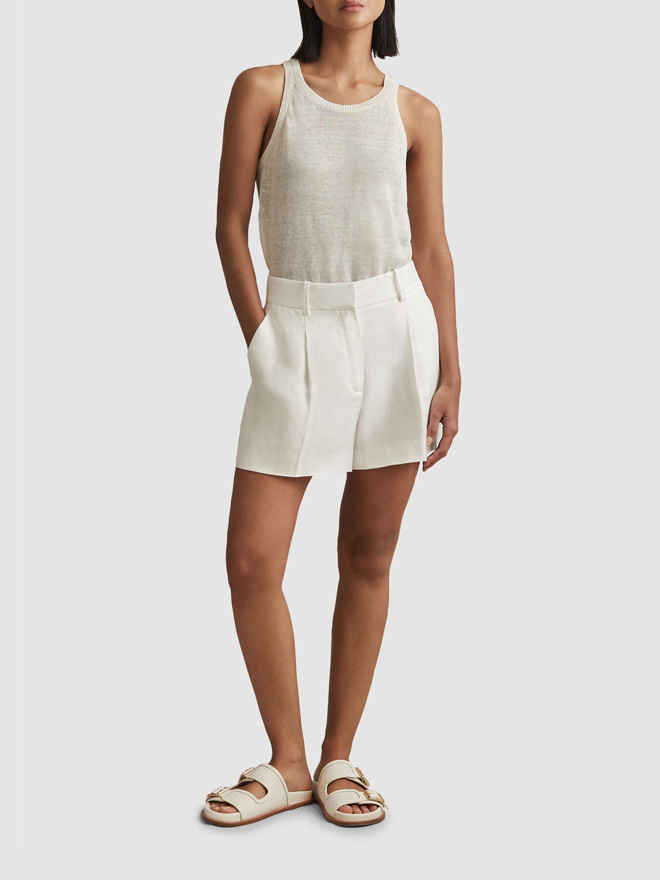 Lori Viscose-Linen Front Pleat Suit Shorts