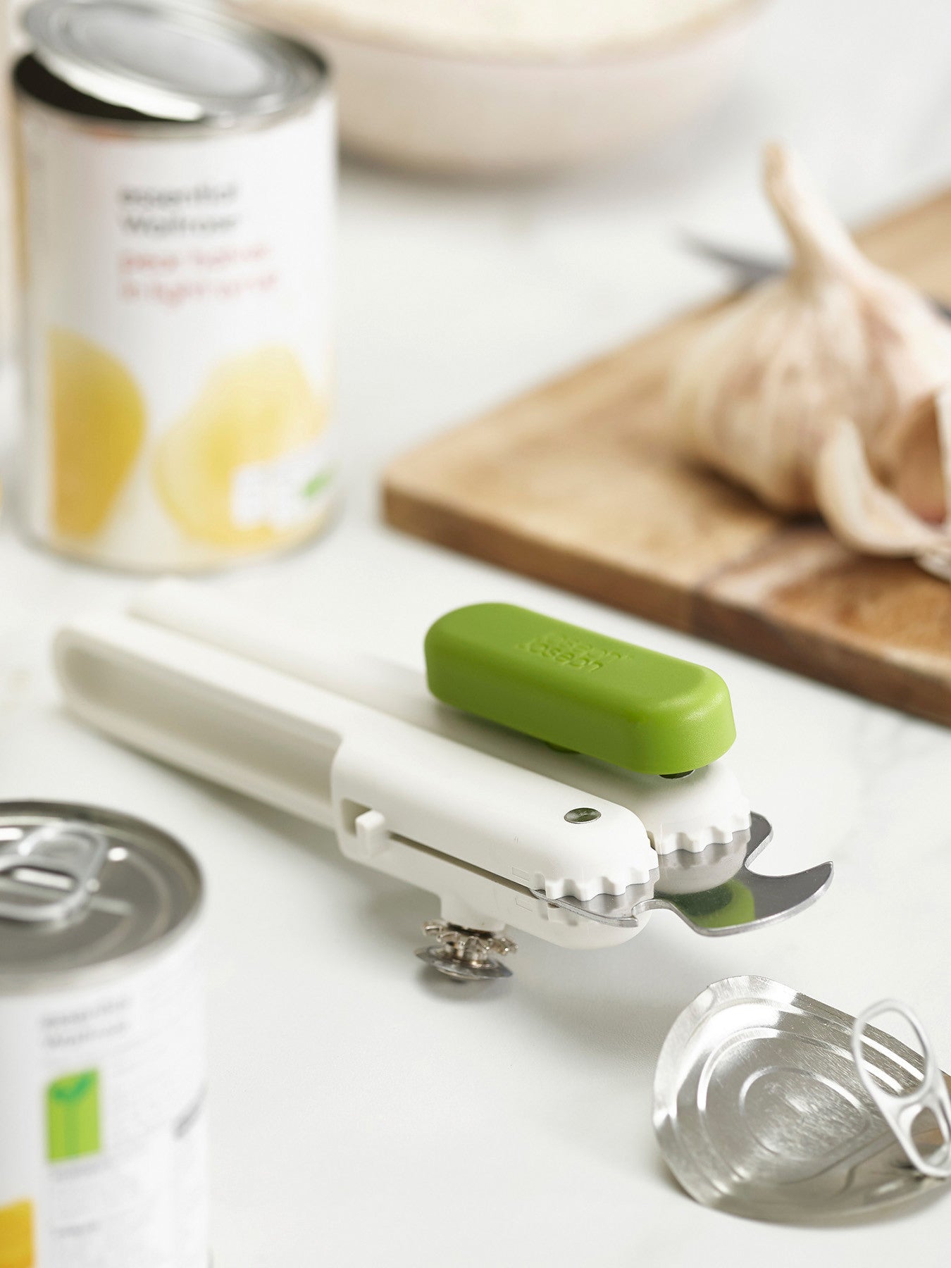 Pivot 3-in-1 Can Opener