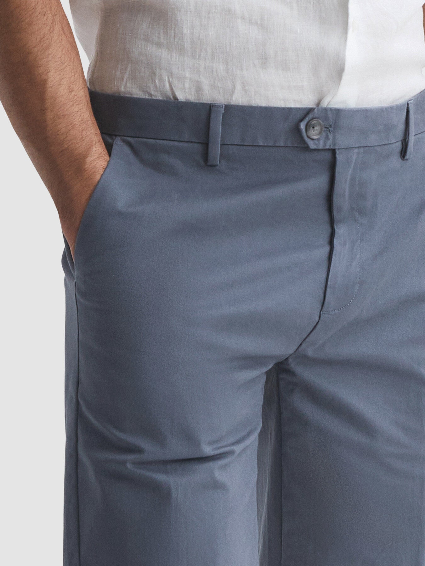 Wicket Modern Fit Chino Shorts