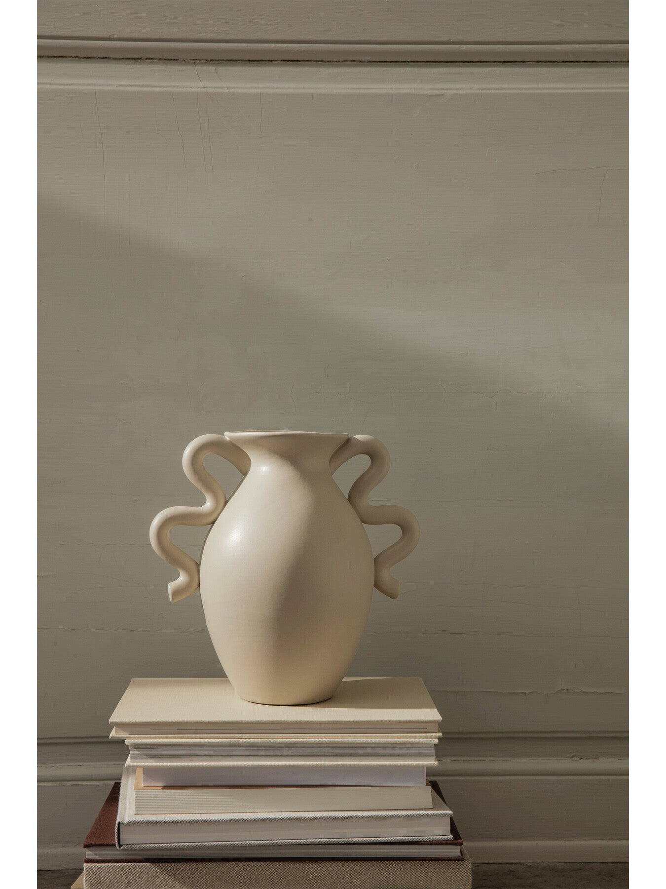 Verso Table Vase