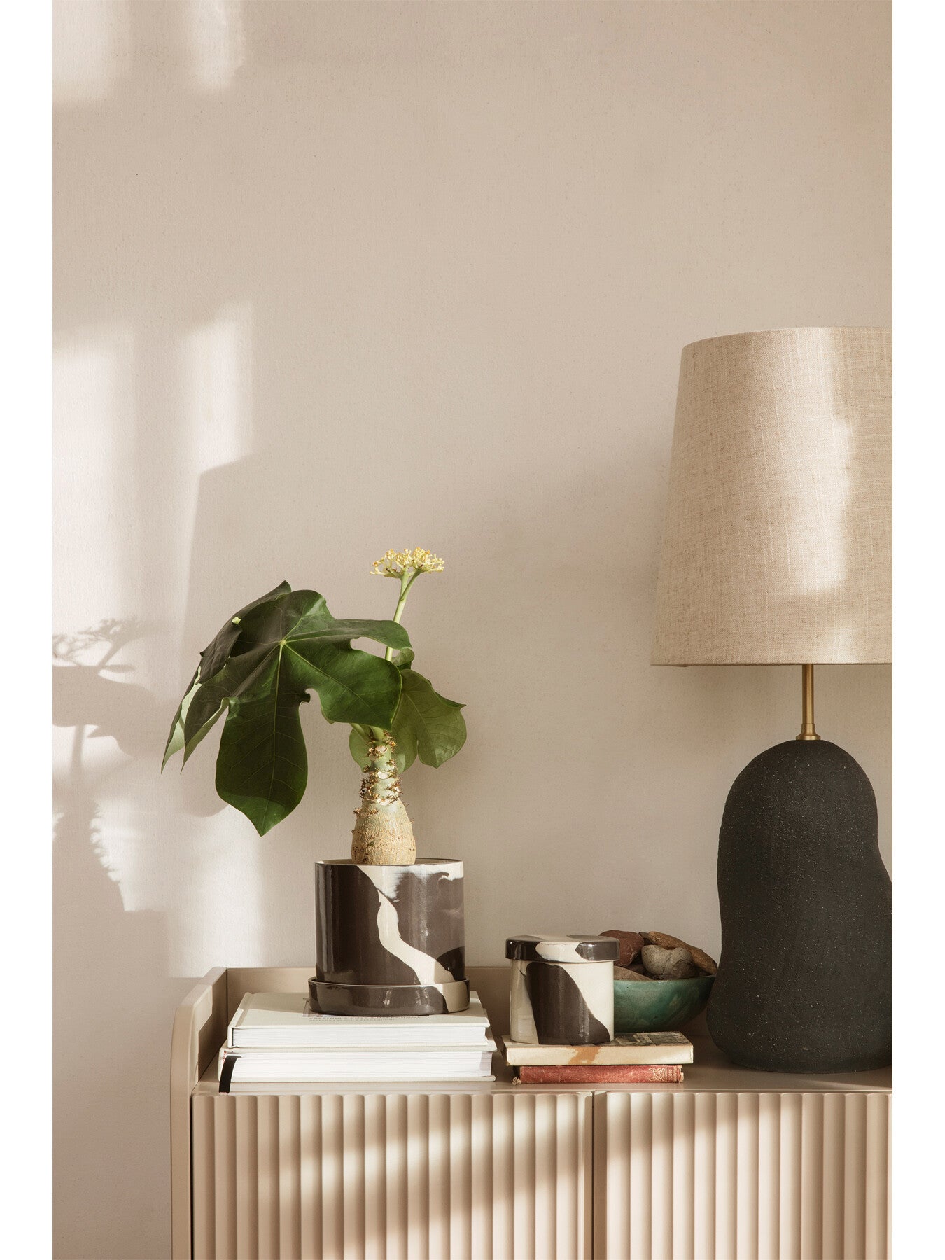 Hebe Lamp Base Medium