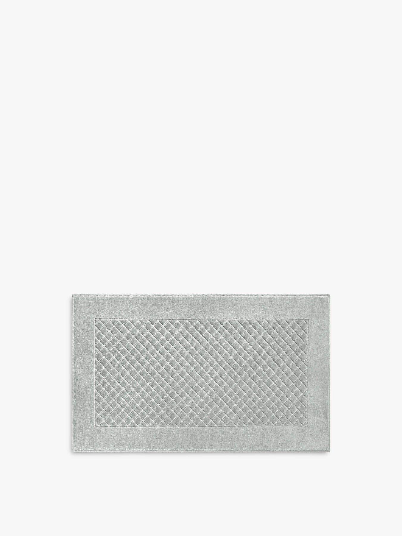 Etoile Bath Mat Collection