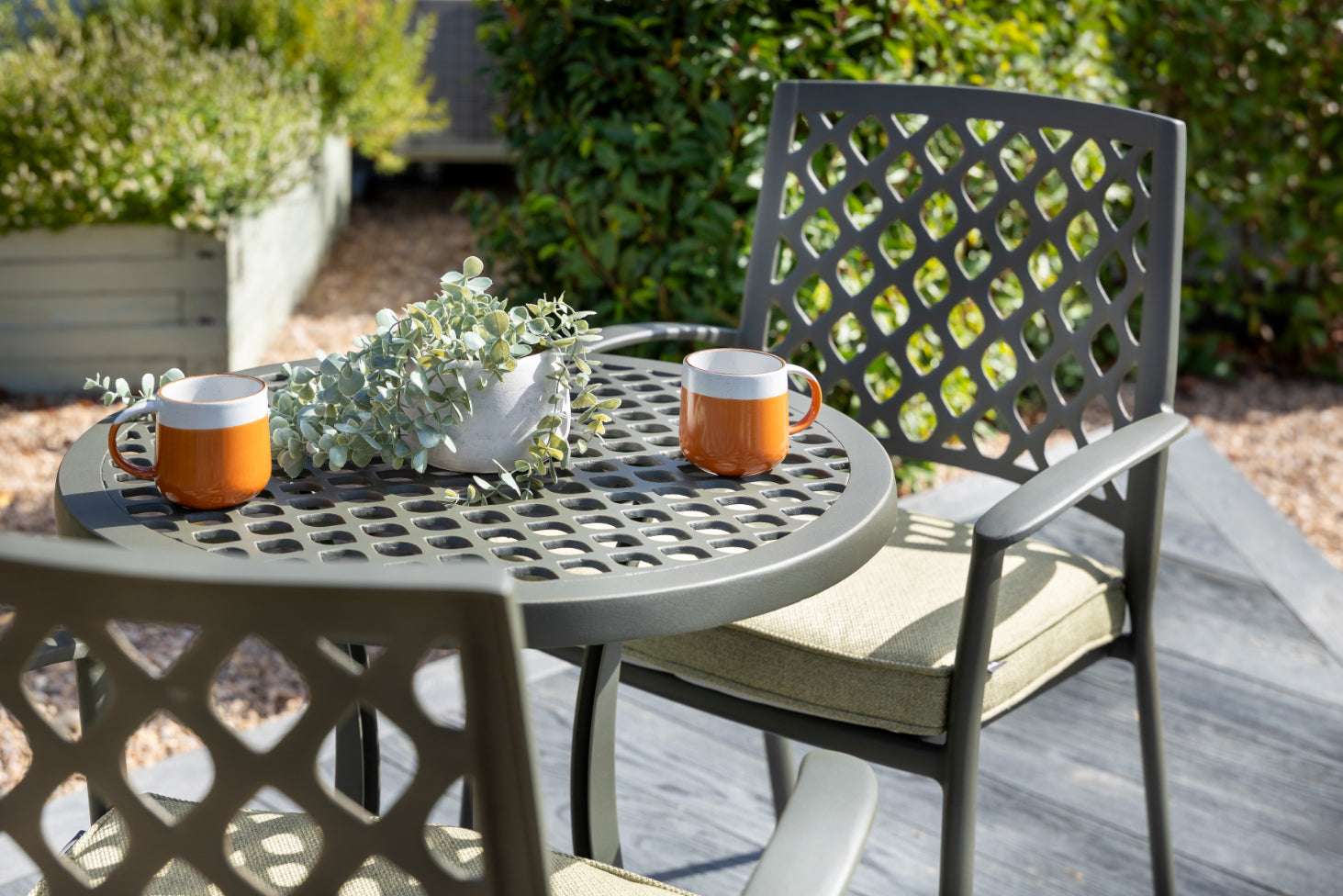 Avebury Bistro Set
