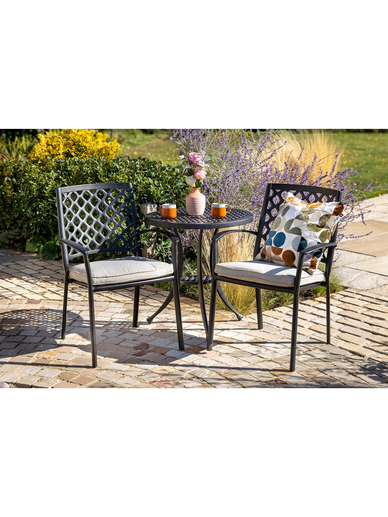 Avebury Bistro Set