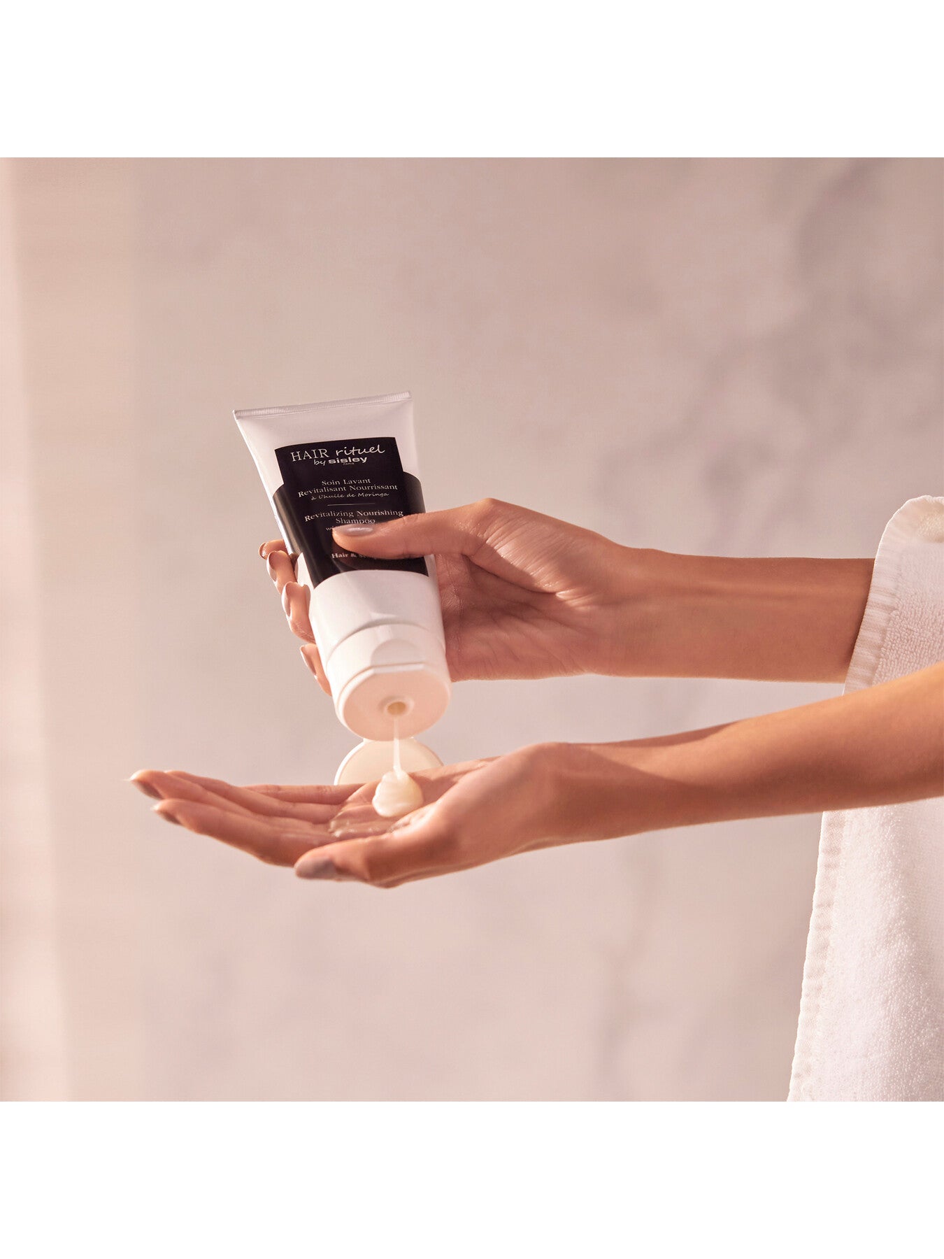 Revitalizing Nourishing Shampoo 500ml