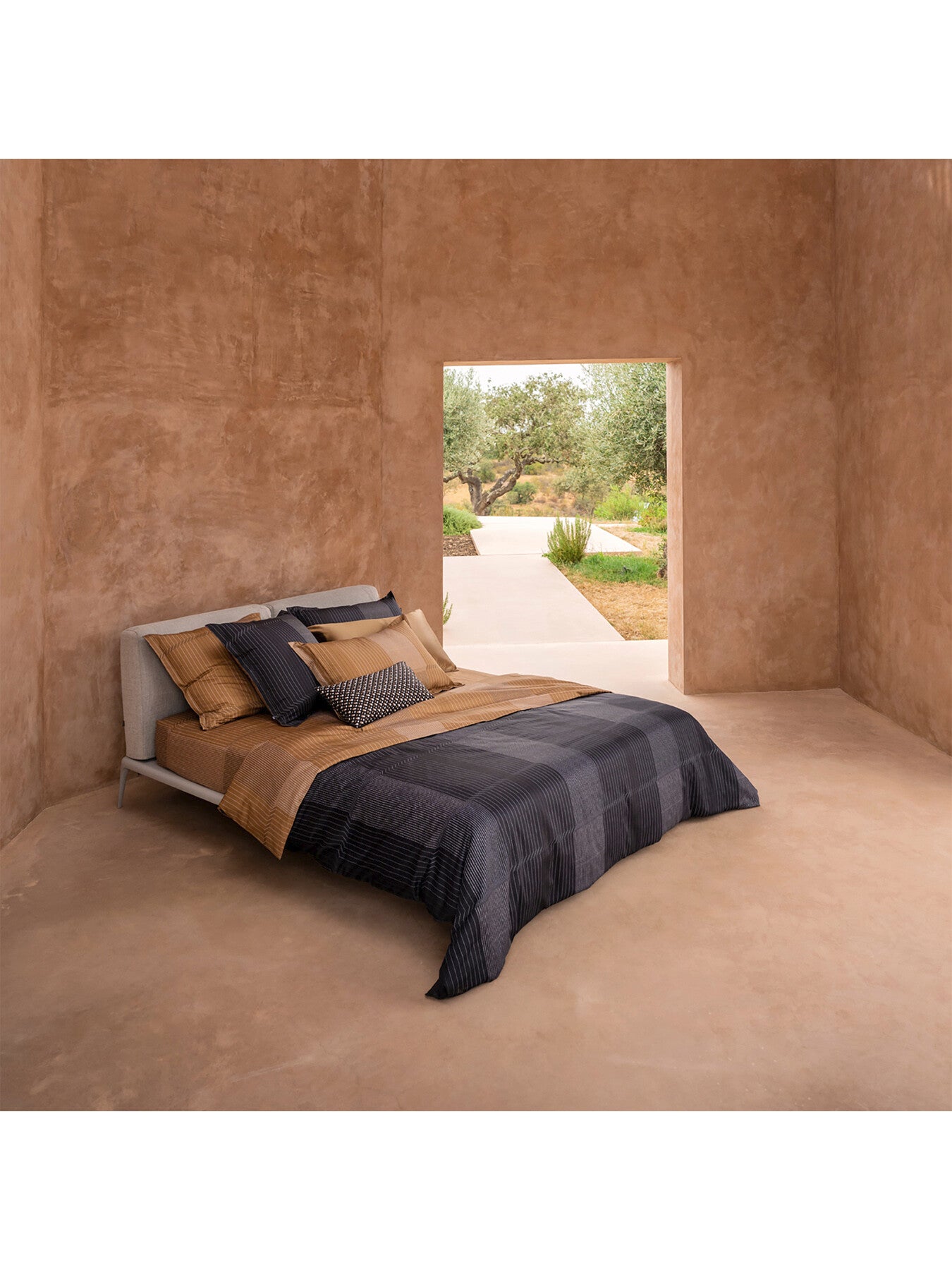 Boss Tennis Fitted Sheet Black