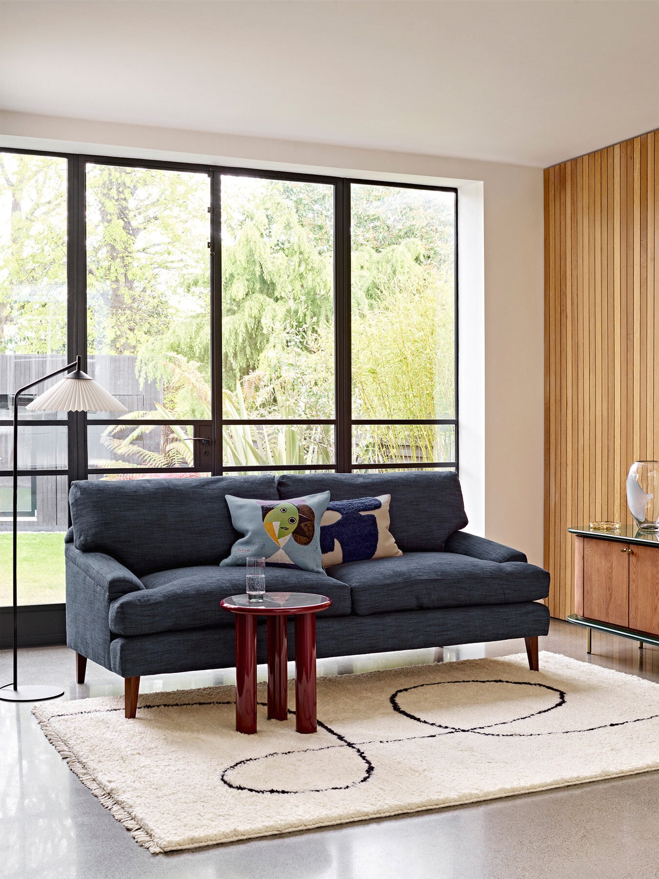 Pleated Floor Lamp Black/White