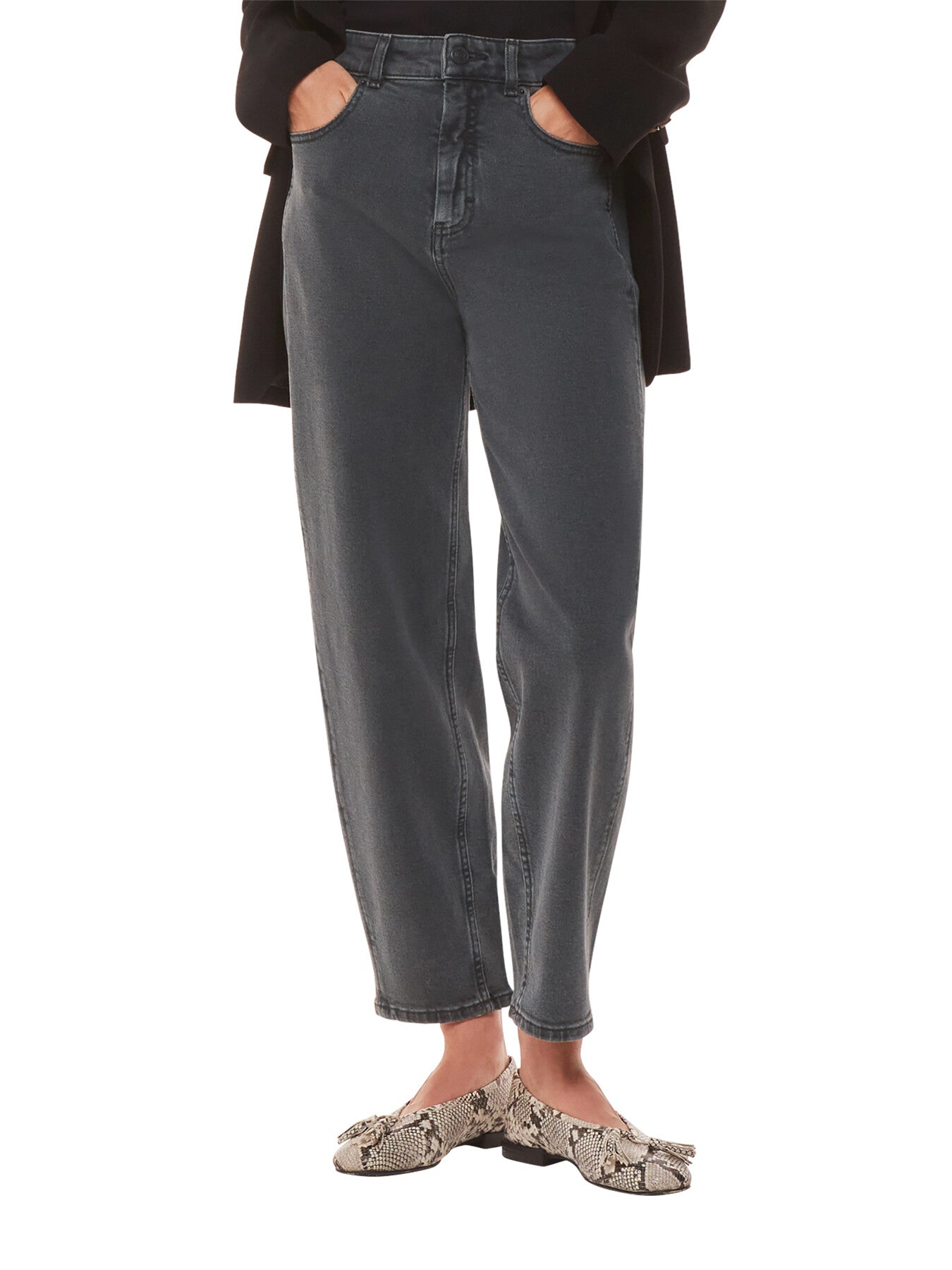 Stretch Barrel Leg Jean