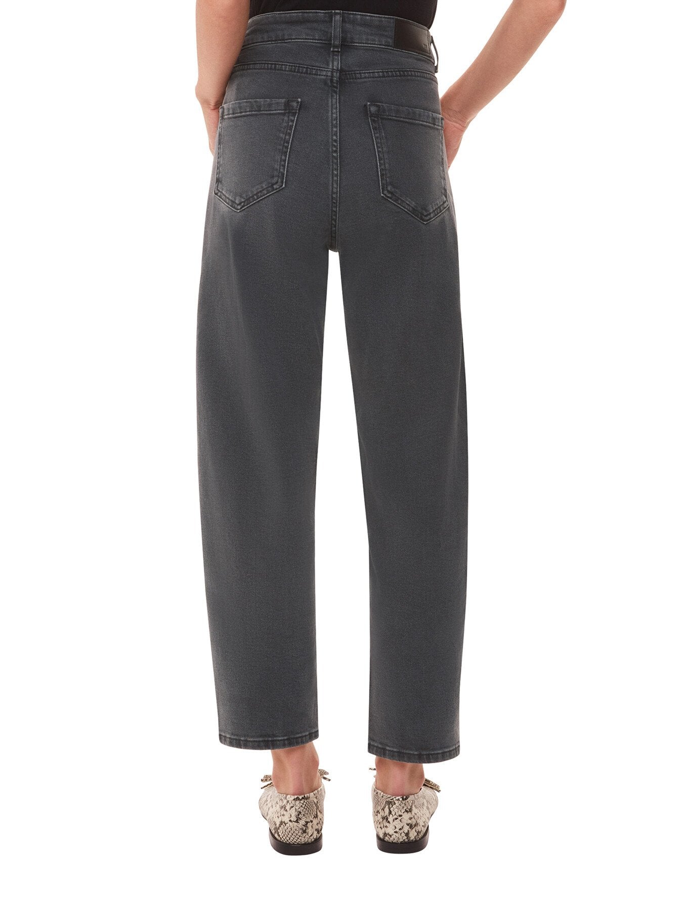 Stretch Barrel Leg Jean