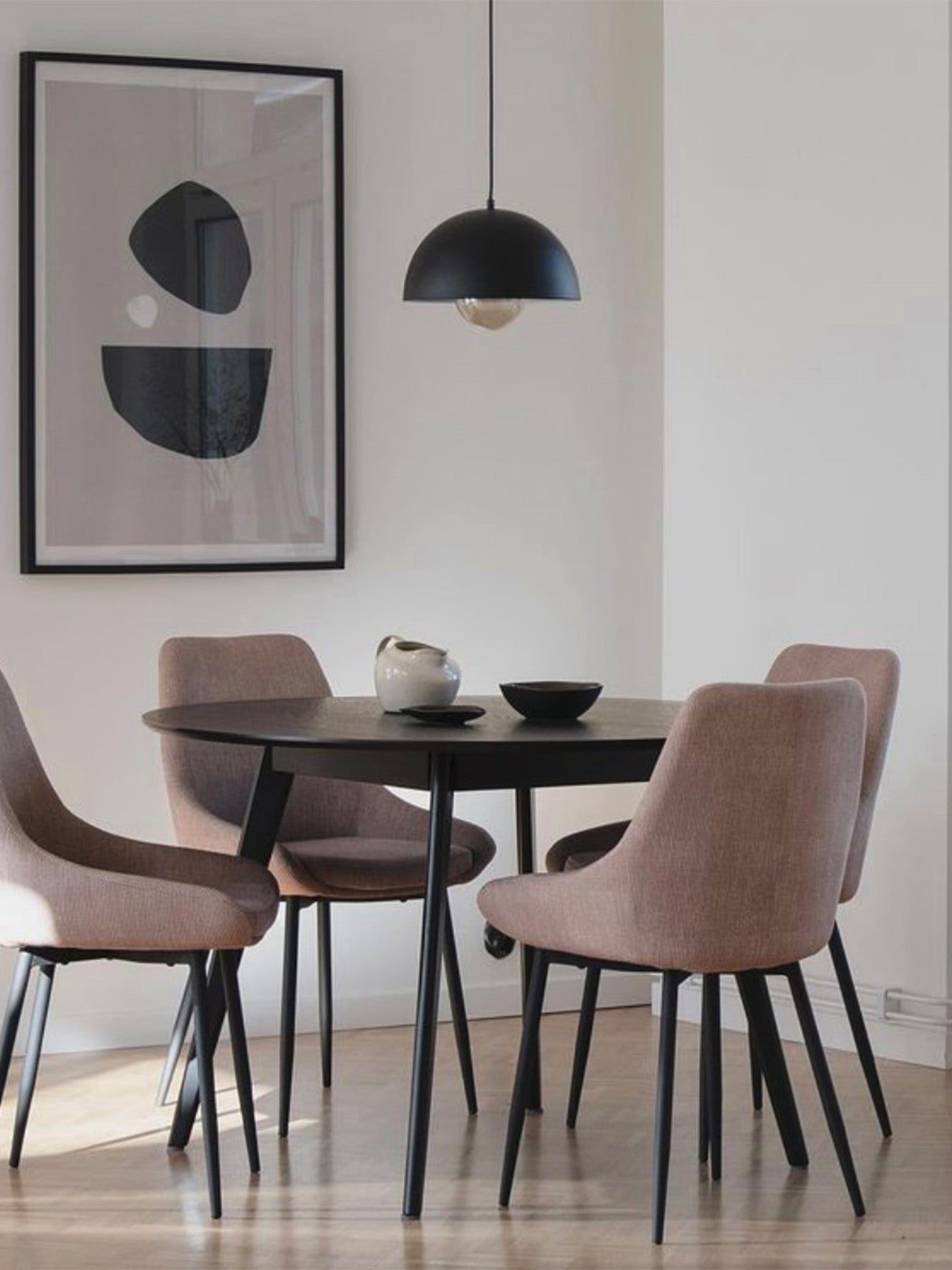 Jackson Round Bevelled Top Table