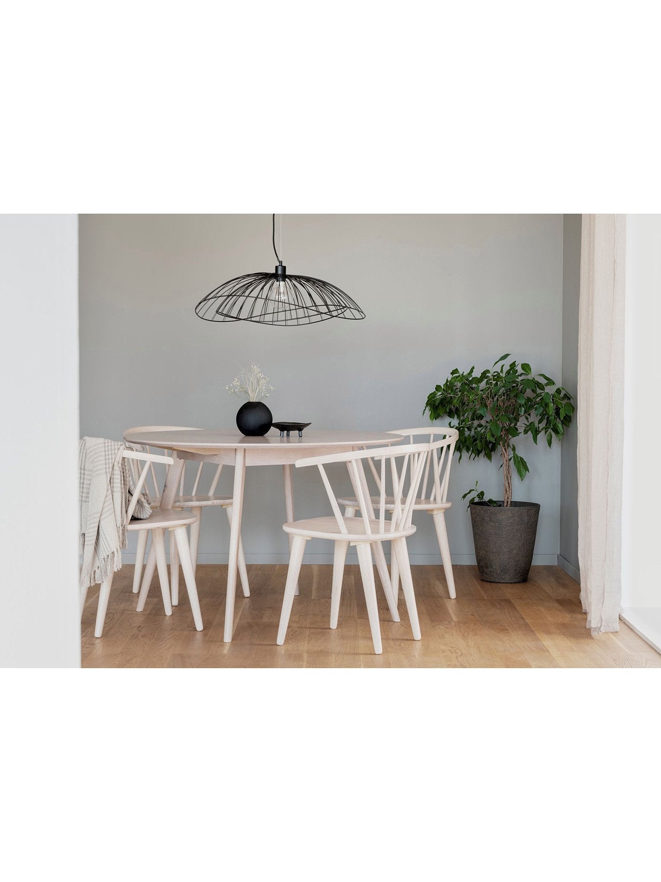 Carmen Spindle Back Chair, Set of 2