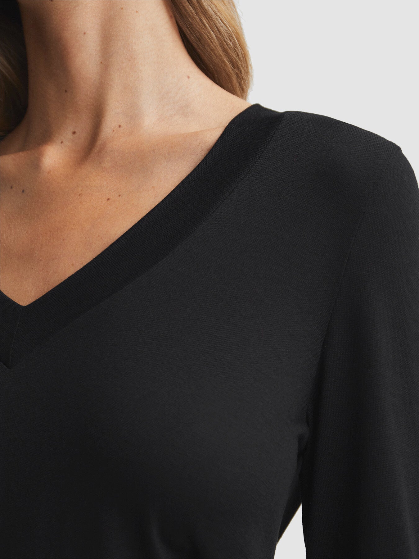 Brady Jersey V-Neck Top