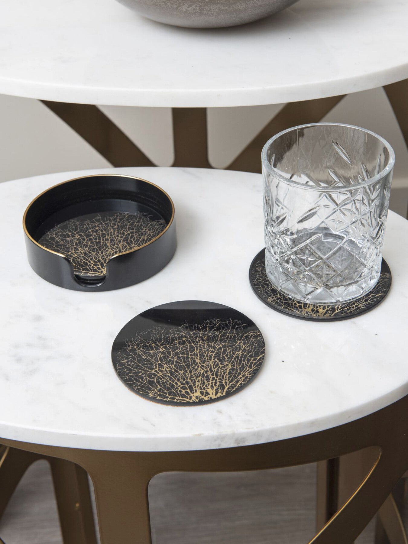 Set Of 4 Coral Design Black And Gold Coasters