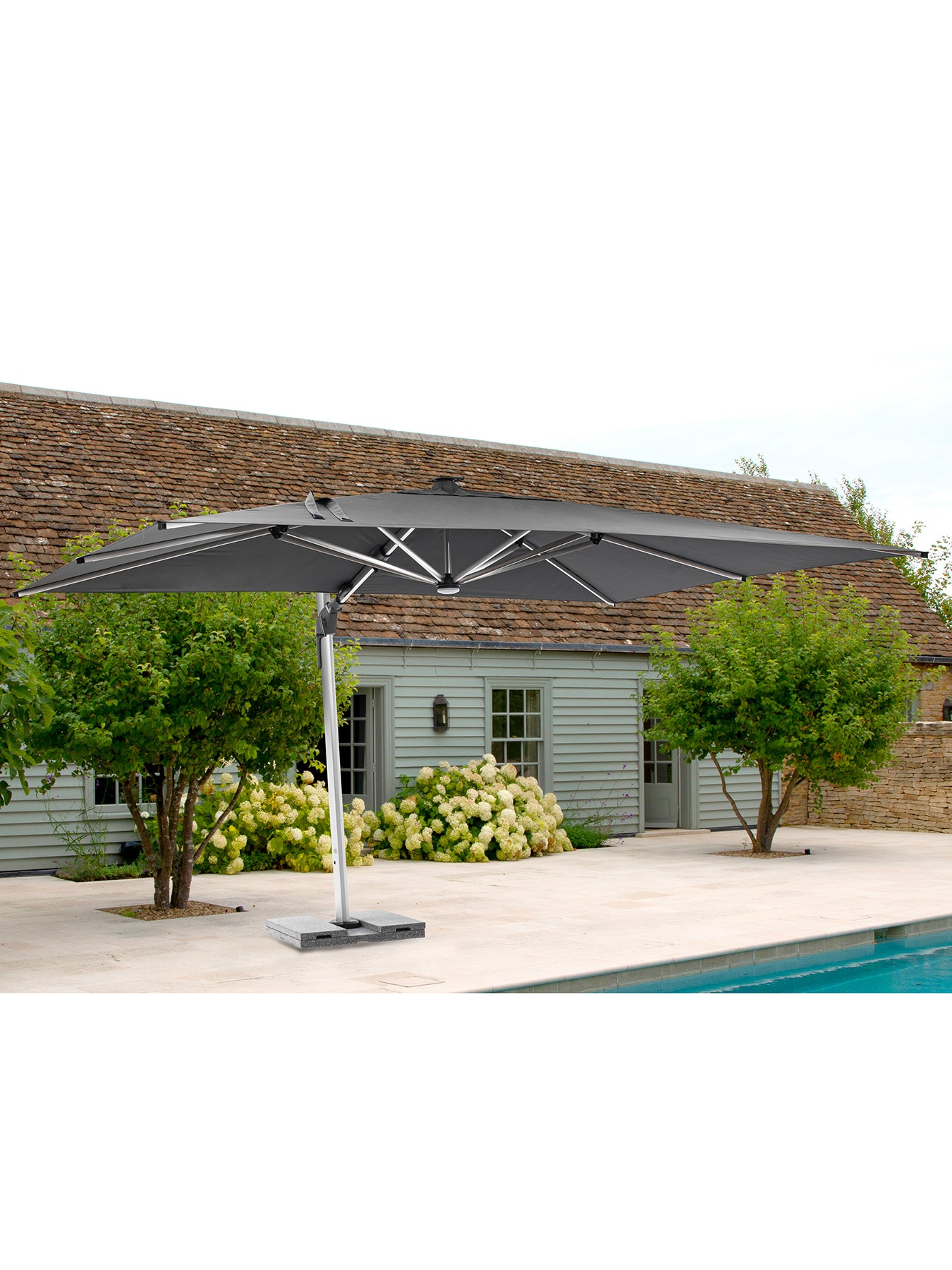Worcester Cantilever Garden Parasol Grey