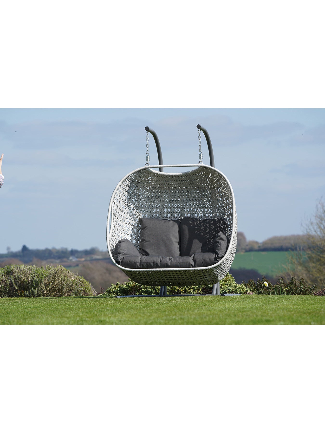 Monterey Double Hanging Cocoon with Cushion