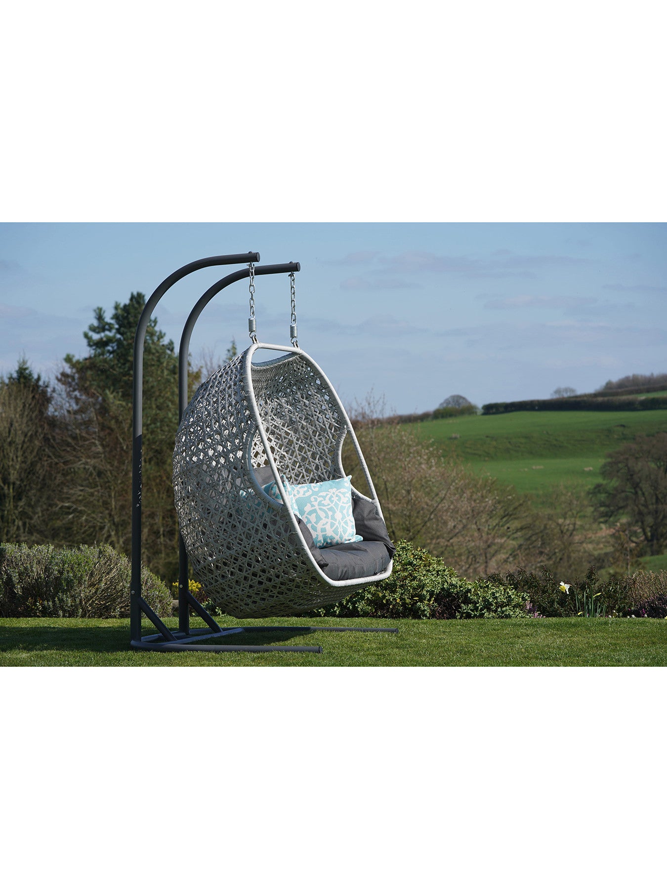 Monterey Double Hanging Cocoon with Cushion