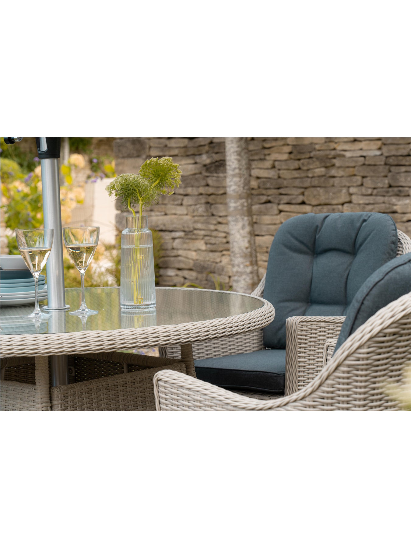 Monterey Rattan 4-Seat Round Dining Set with Parasol & Base