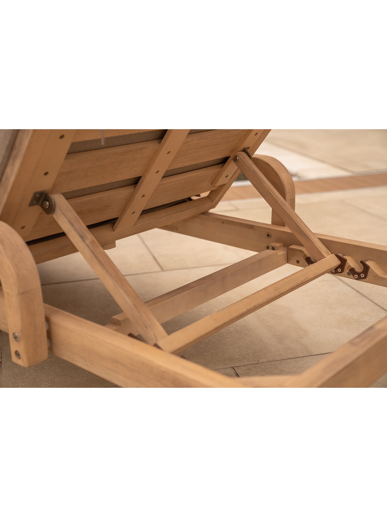 Cora Rope Garden Sun Lounger Cream