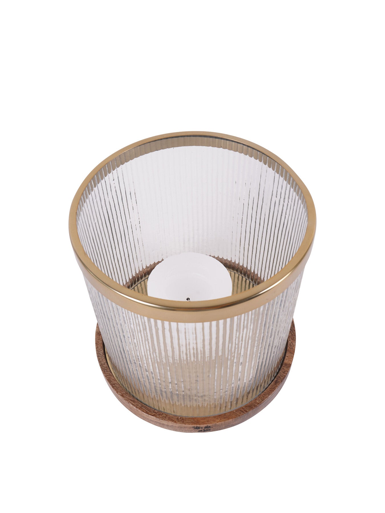 Large Ribbed Hurricane