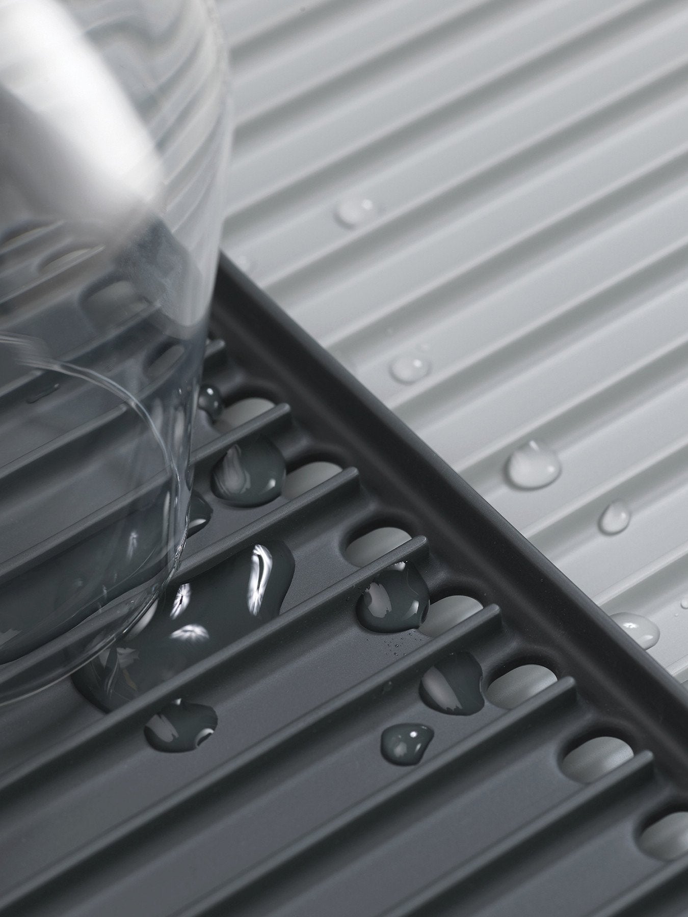 Tier Expandable Draining Mat